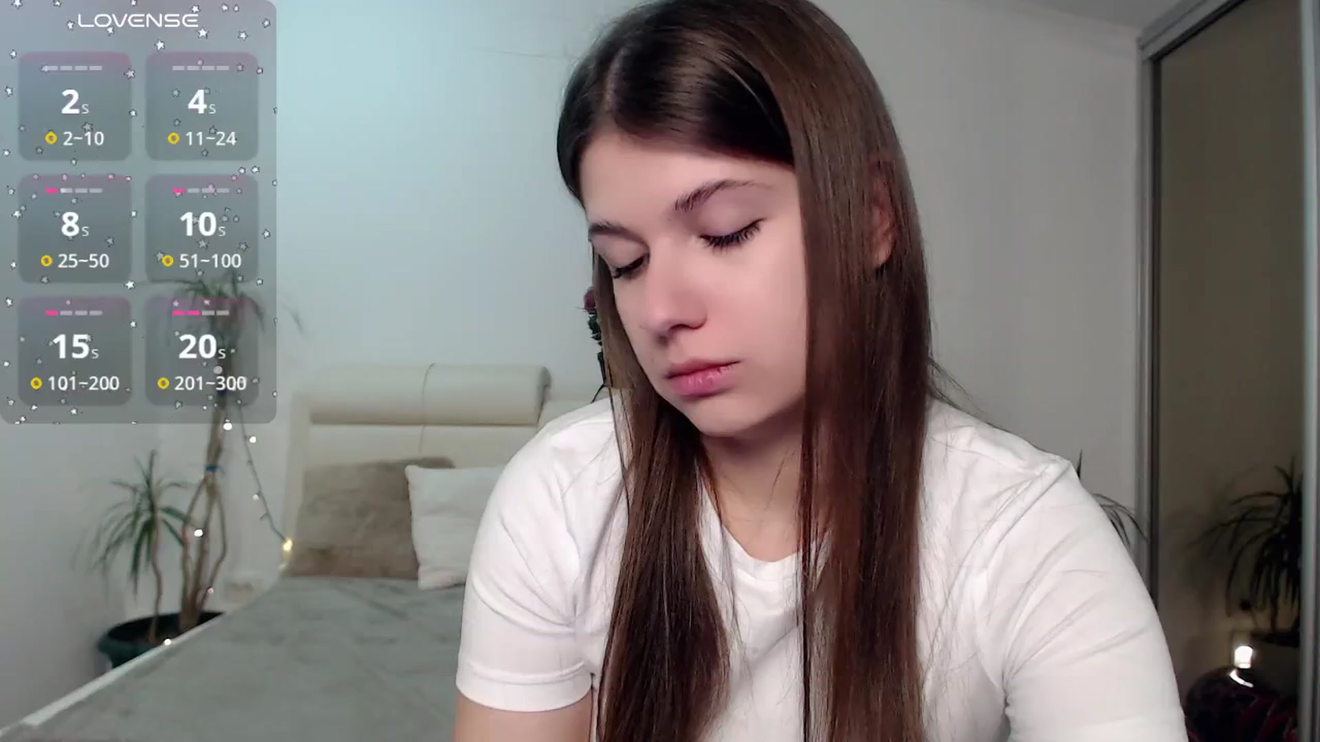 Gallery image thumbnail from CaLLmeJane_'s myfreecams stream on, 11/25/2024, 22:53 image 10 of 20