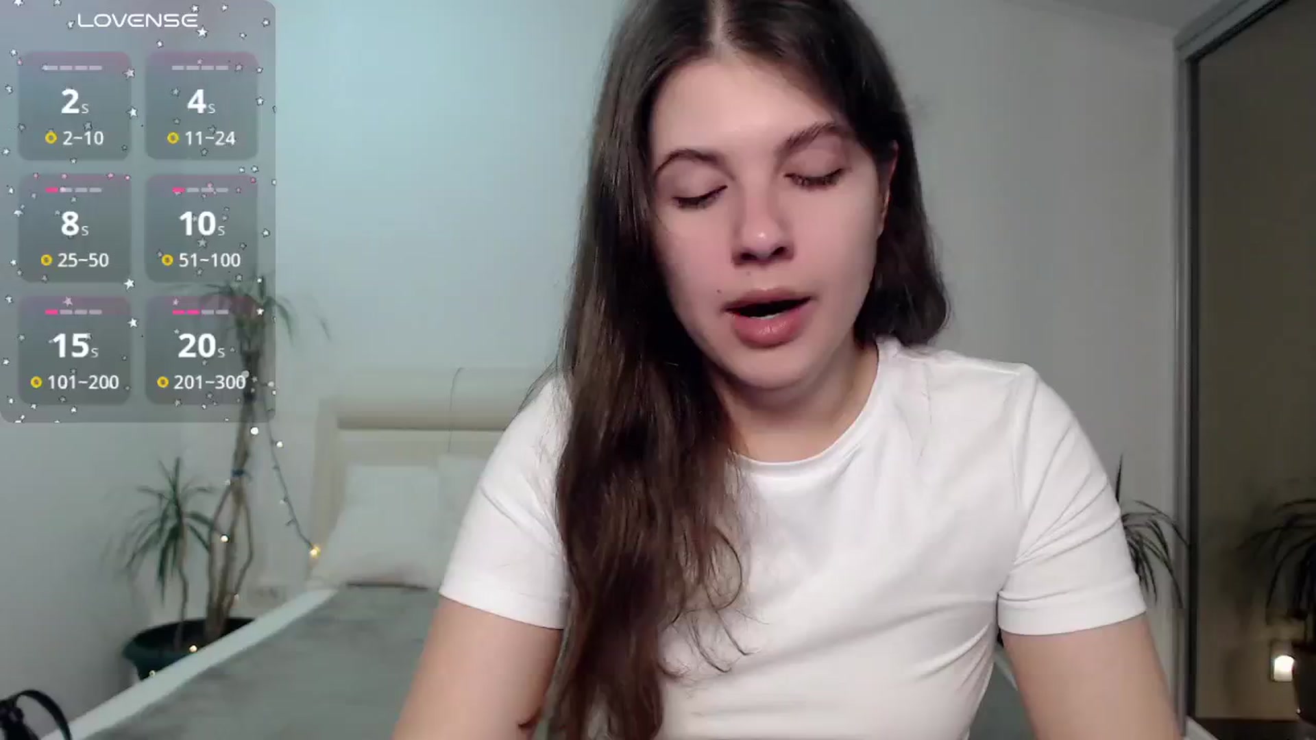 Gallery image thumbnail from CaLLmeJane_'s myfreecams stream on, 11/29/2024, 21:30 image 8 of 20