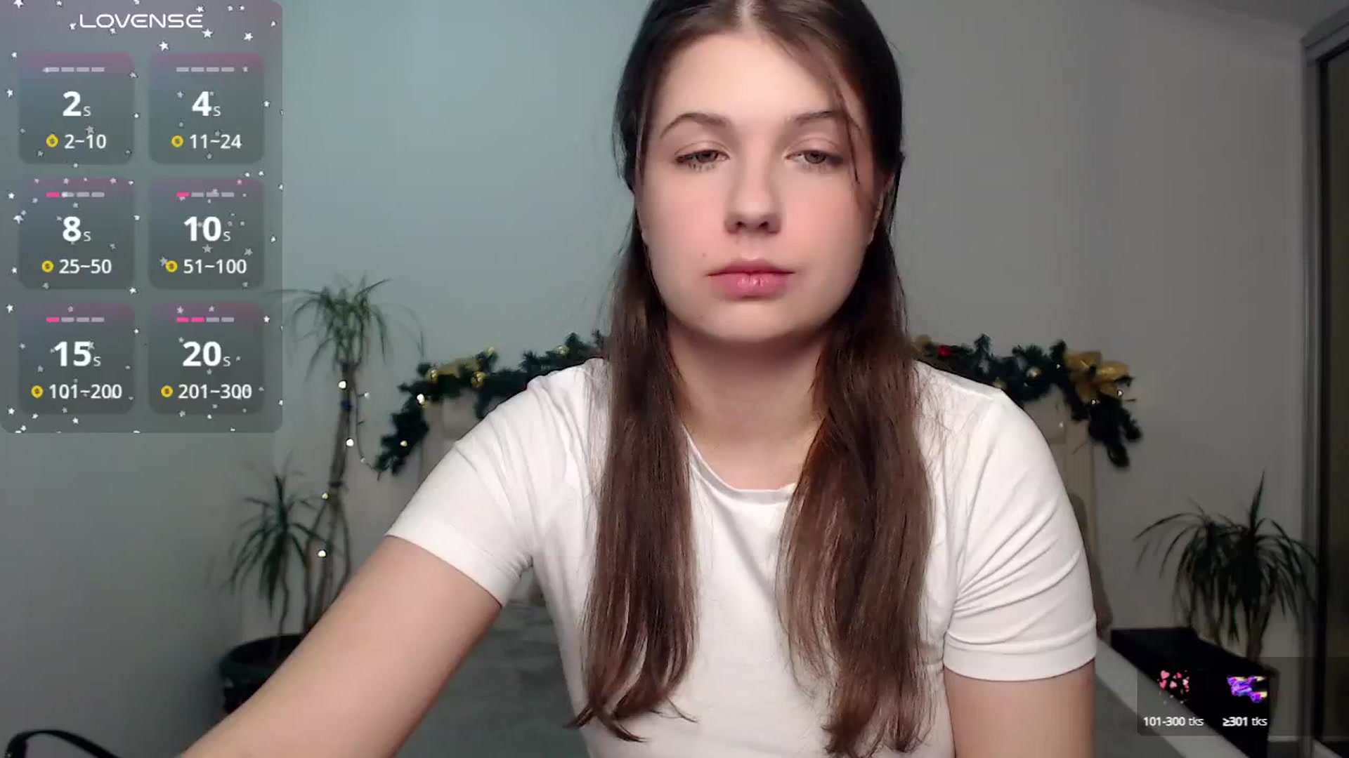 Gallery image thumbnail from CaLLmeJane_'s myfreecams stream on, 12/15/2024, 08:46 image 13 of 20
