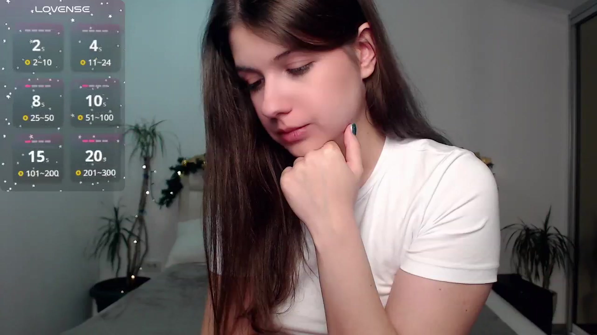 Gallery image thumbnail from CaLLmeJane_'s myfreecams stream on, 12/15/2024, 11:04 image 12 of 20
