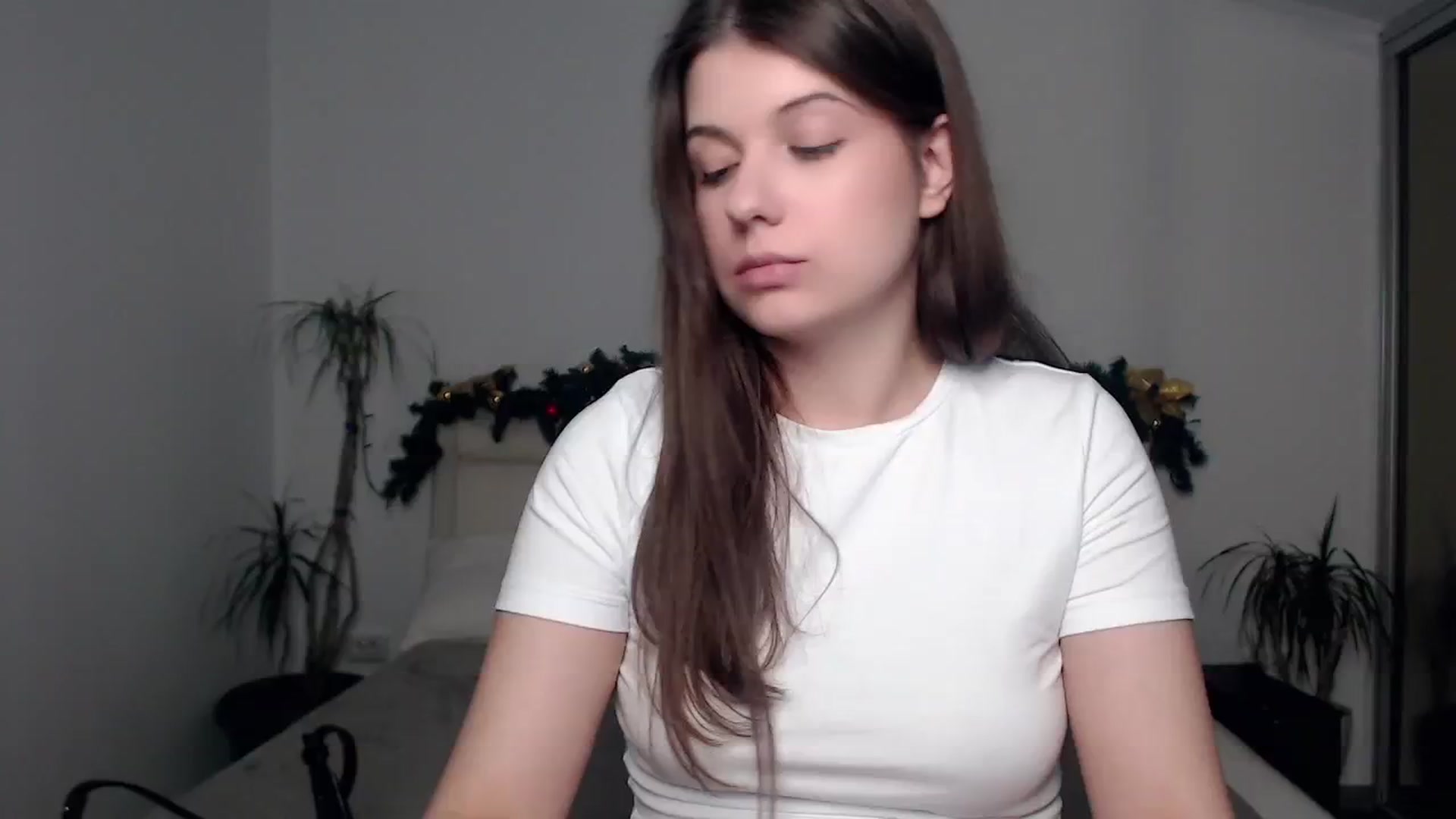 Gallery image thumbnail from CaLLmeJane_'s myfreecams stream on, 12/15/2024, 12:55 image 15 of 20