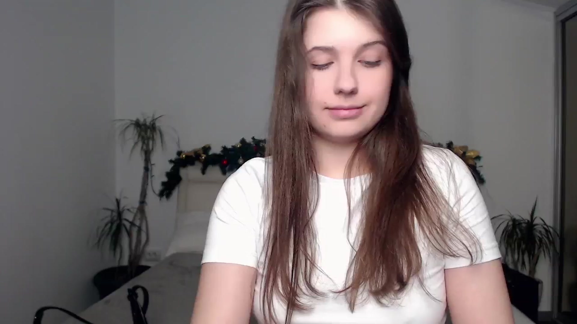 Gallery image thumbnail from CaLLmeJane_'s myfreecams stream on, 12/15/2024, 12:55 image 19 of 20