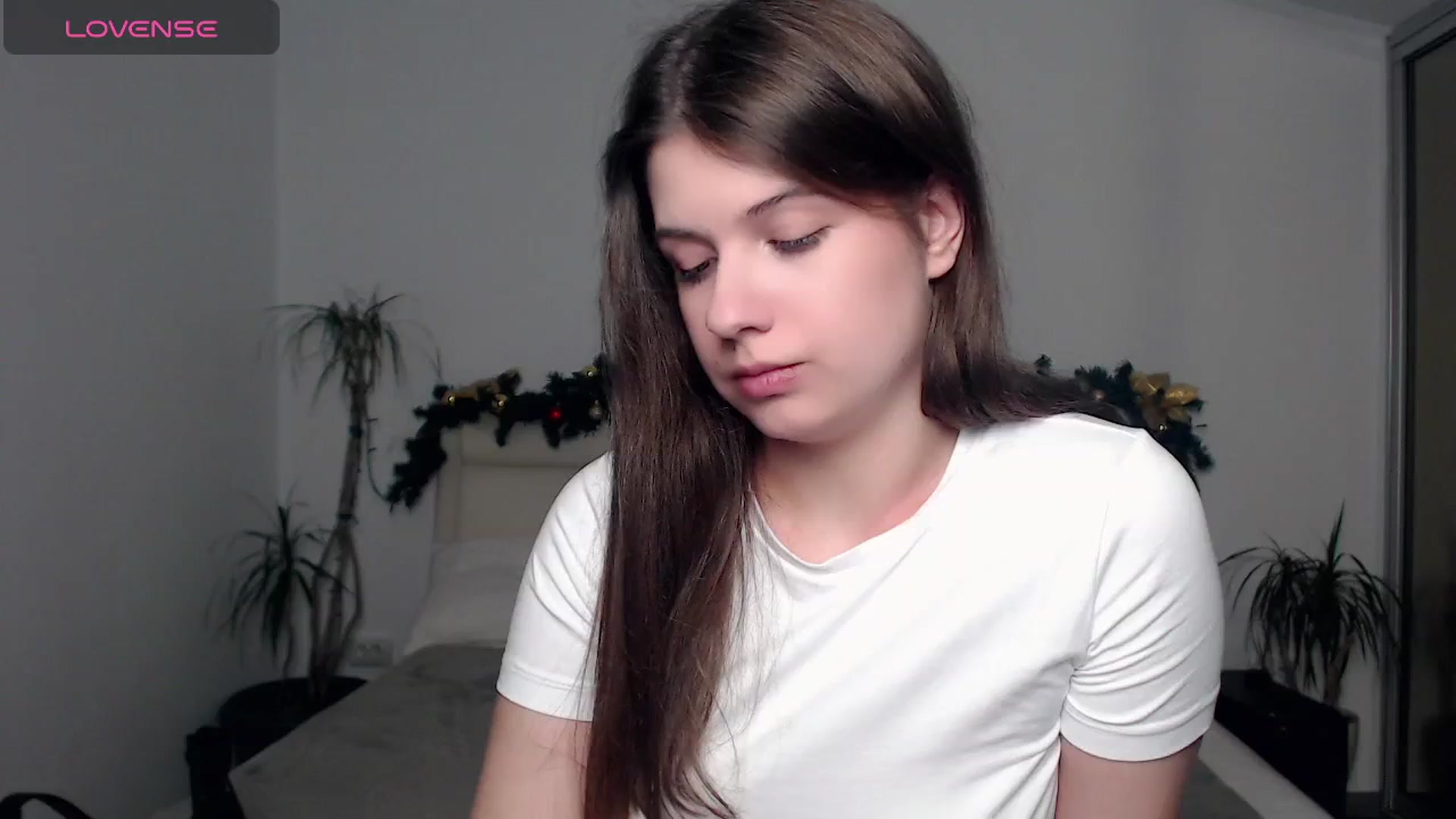 Gallery image thumbnail from CaLLmeJane_'s myfreecams stream on, 12/15/2024, 12:55 image 2 of 20