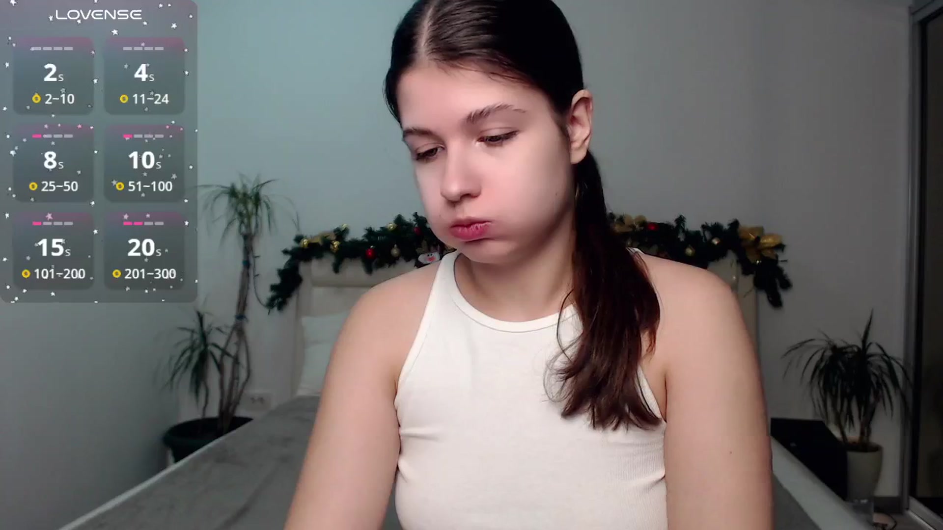 Gallery image thumbnail from CaLLmeJane_'s myfreecams stream on, 12/18/2024, 02:20 image 11 of 20