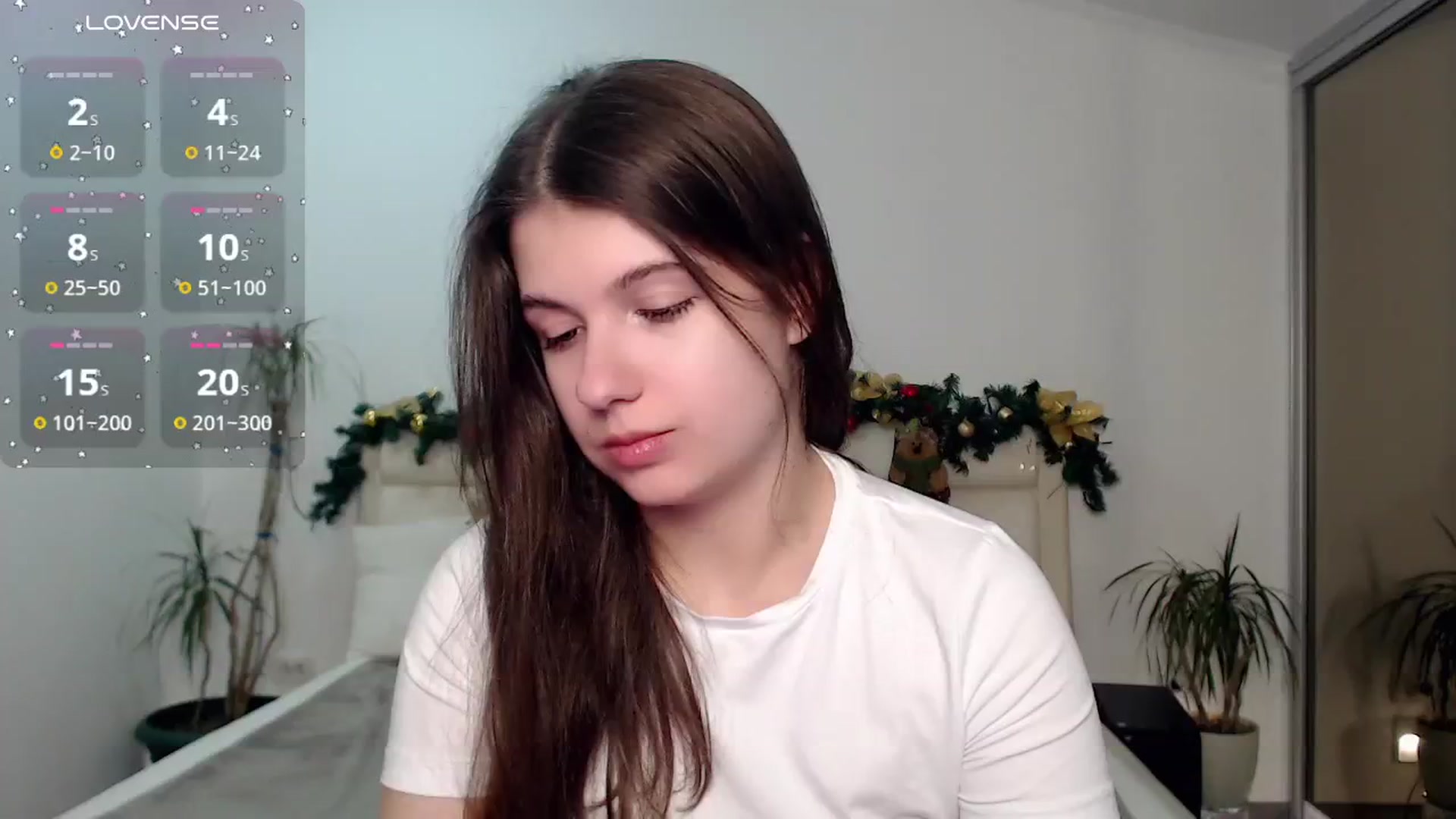 Gallery image thumbnail from CaLLmeJane_'s myfreecams stream on, 12/20/2024, 21:41 image 8 of 20