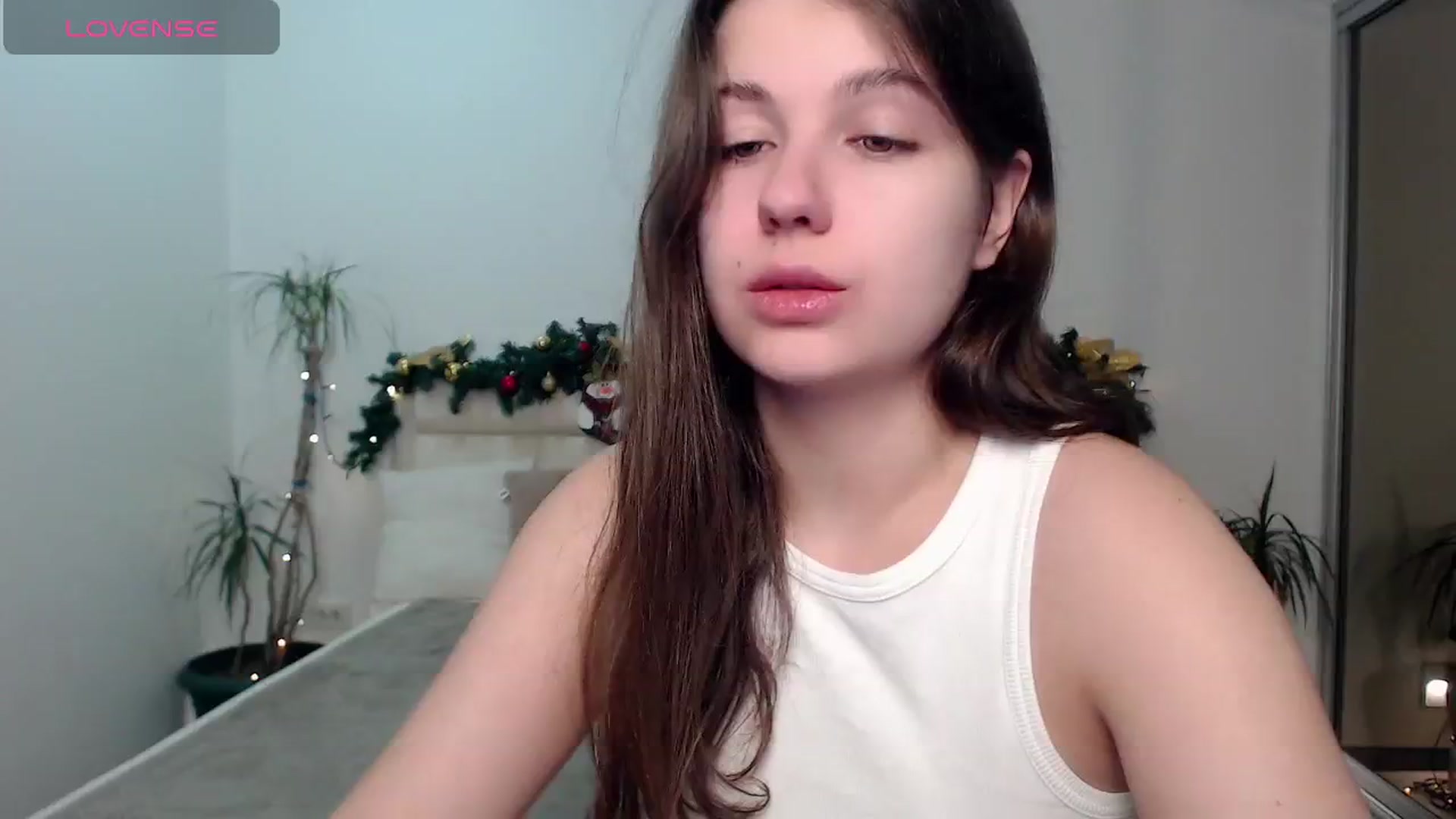 Gallery image thumbnail from CaLLmeJane_'s myfreecams stream on, 12/21/2024, 22:25 image 2 of 20