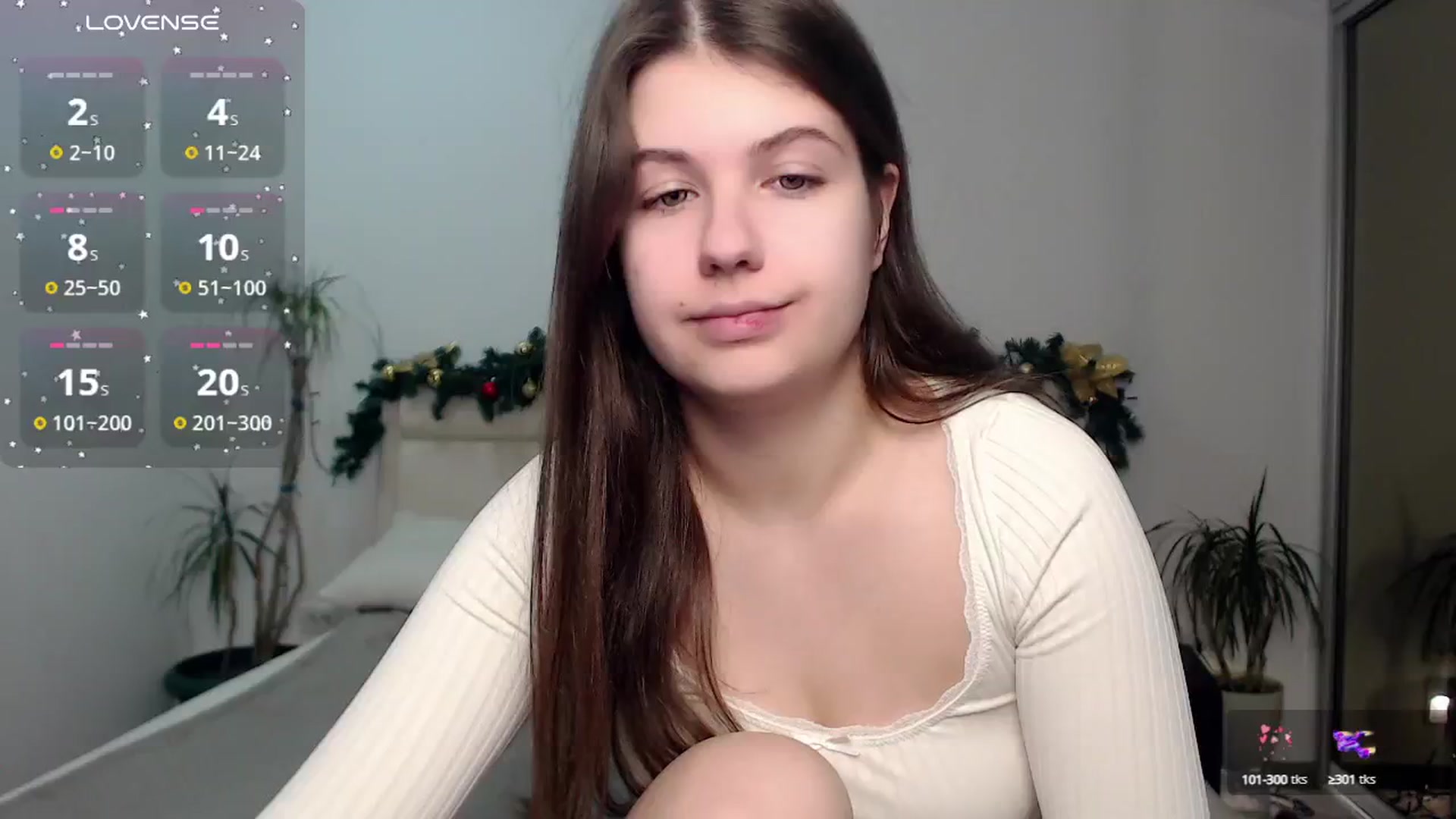 Gallery image thumbnail from CaLLmeJane_'s myfreecams stream on, 12/26/2024, 21:32 image 2 of 20