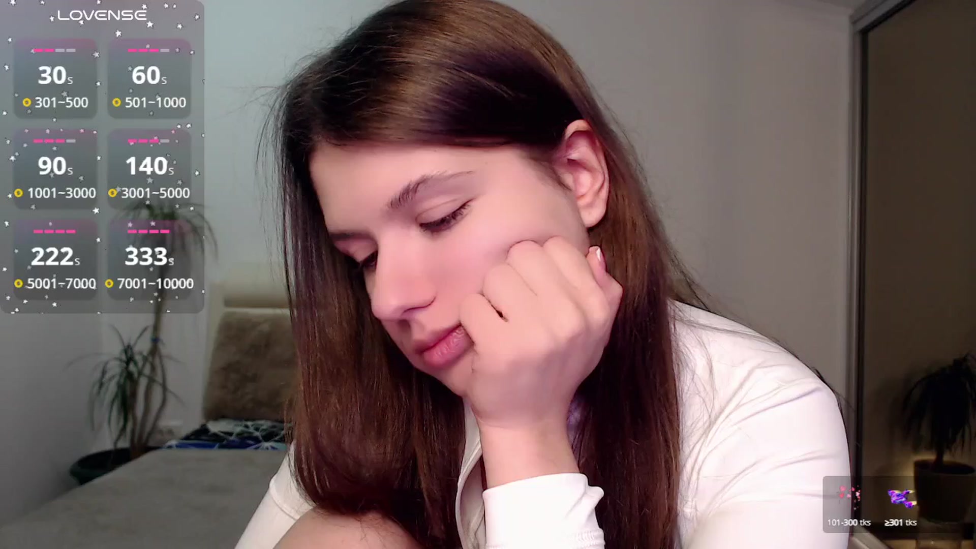 Gallery image thumbnail from CaLLmeJane_'s myfreecams stream on, 03/06/2025, 04:16 image 18 of 20