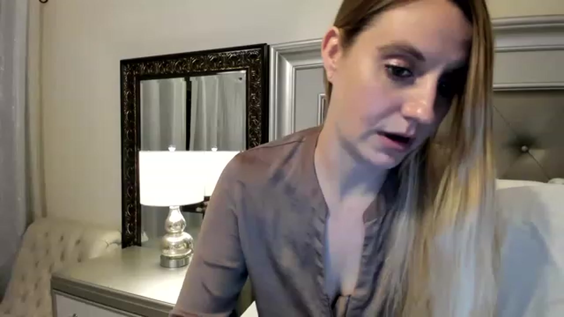 Gallery image thumbnail from Ca_ndi's myfreecams stream on, 11/21/2022, 16:09 image 15 of 20