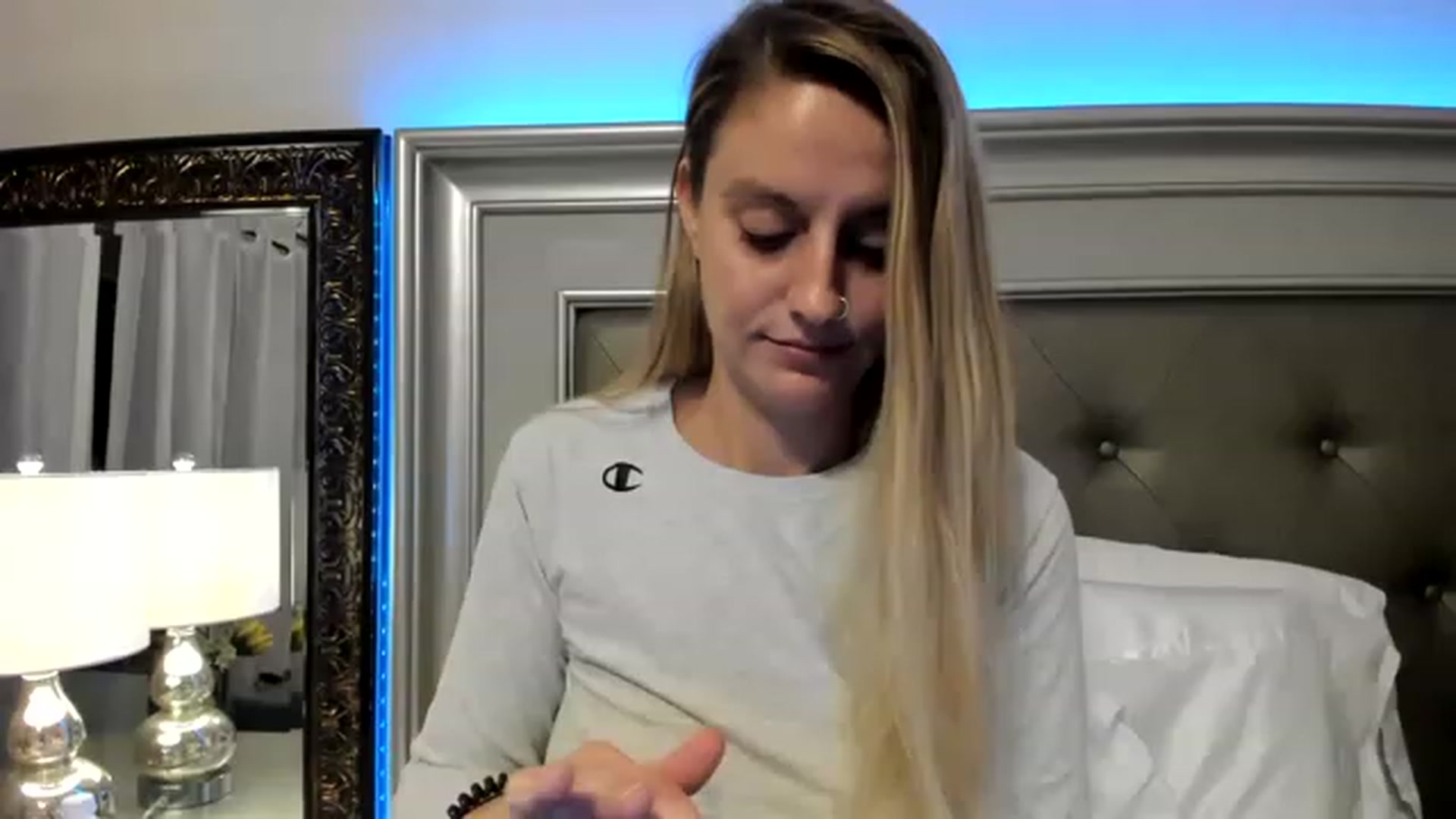 Gallery image thumbnail from Ca_ndi's myfreecams stream on, 12/01/2022, 11:34 image 20 of 20