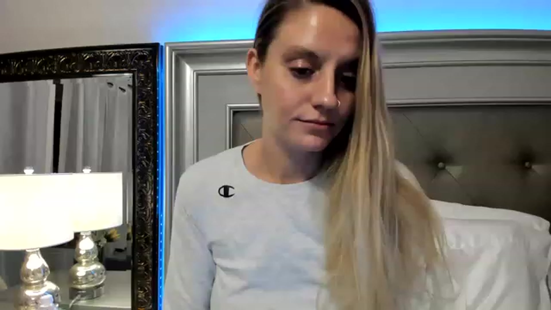 Gallery image thumbnail from Ca_ndi's myfreecams stream on, 12/01/2022, 11:34 image 18 of 20