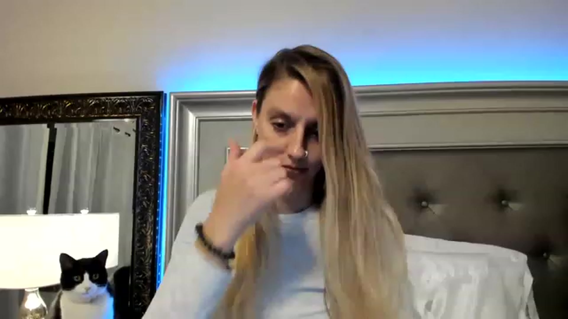 Gallery image thumbnail from Ca_ndi's myfreecams stream on, 12/01/2022, 11:34 image 7 of 20