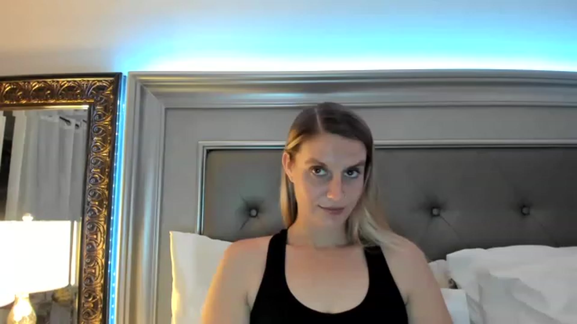 Gallery image thumbnail from Ca_ndi's myfreecams stream on, 12/06/2022, 11:54 image 18 of 20