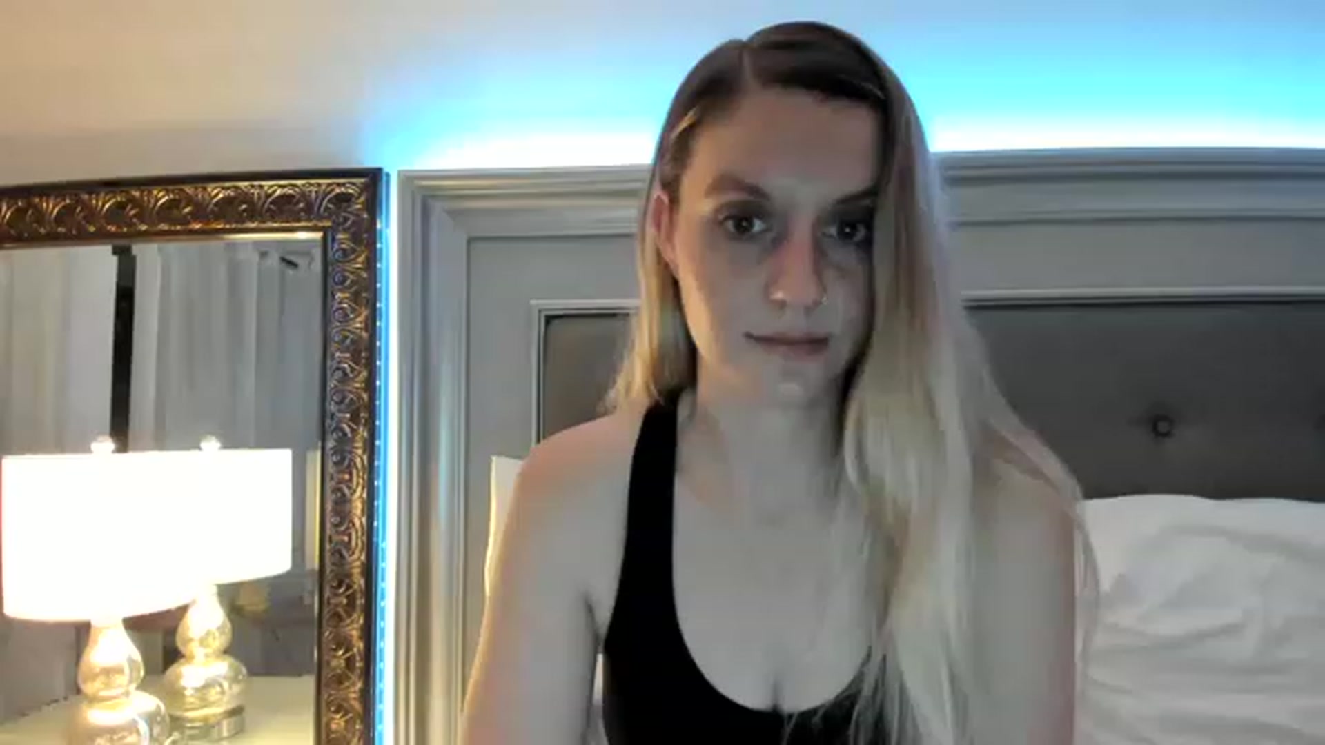Gallery image thumbnail from Ca_ndi's myfreecams stream on, 12/06/2022, 11:54 image 6 of 20