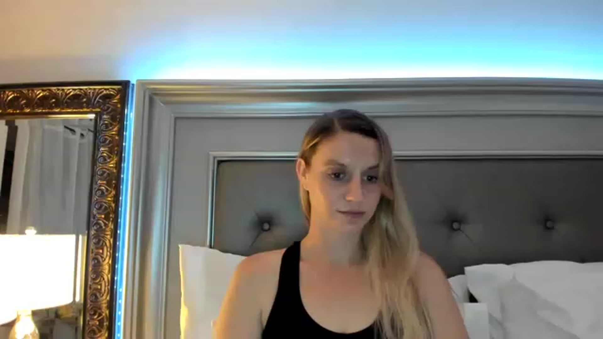 Gallery image thumbnail from Ca_ndi's myfreecams stream on, 12/06/2022, 11:54 image 13 of 20