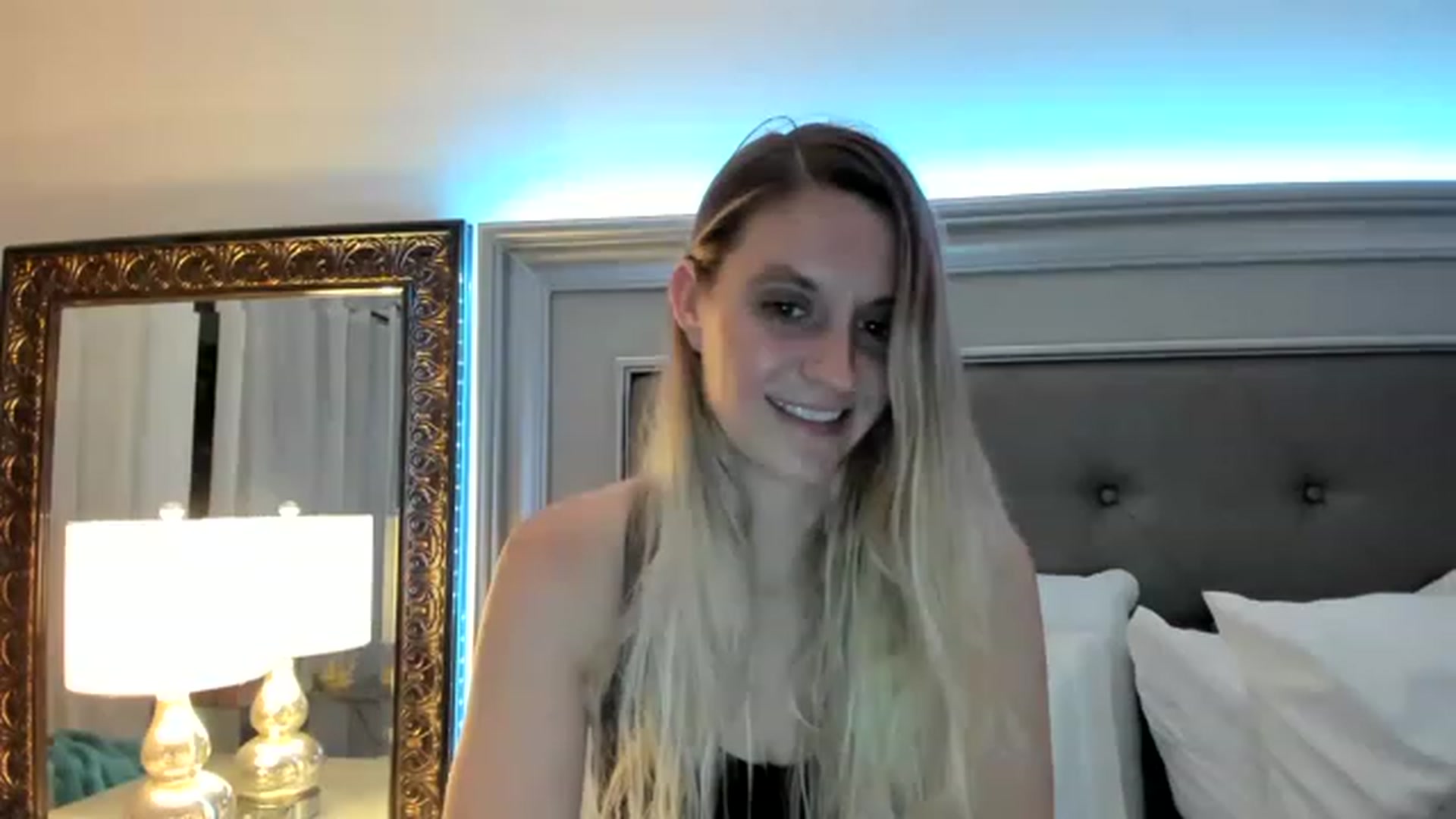 Gallery image thumbnail from Ca_ndi's myfreecams stream on, 12/06/2022, 12:41 image 1 of 20