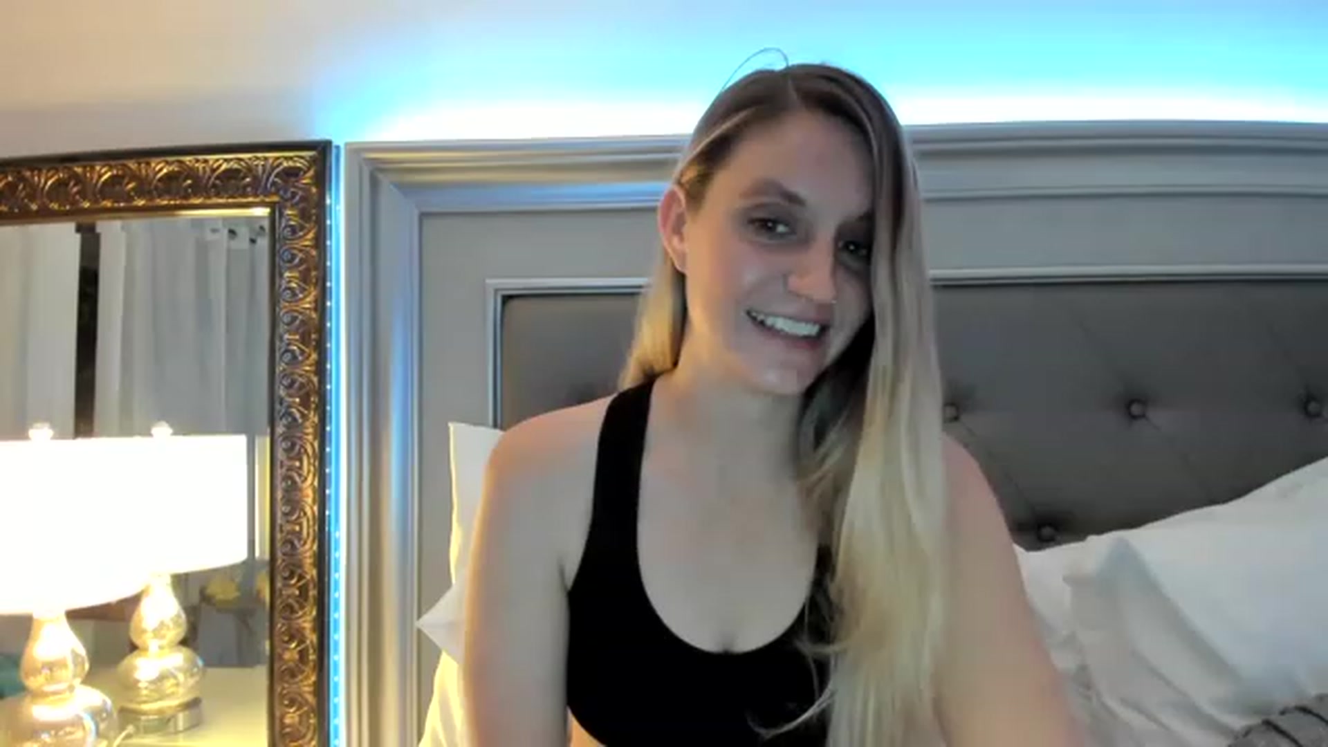 Gallery image thumbnail from Ca_ndi's myfreecams stream on, 12/06/2022, 12:41 image 18 of 20