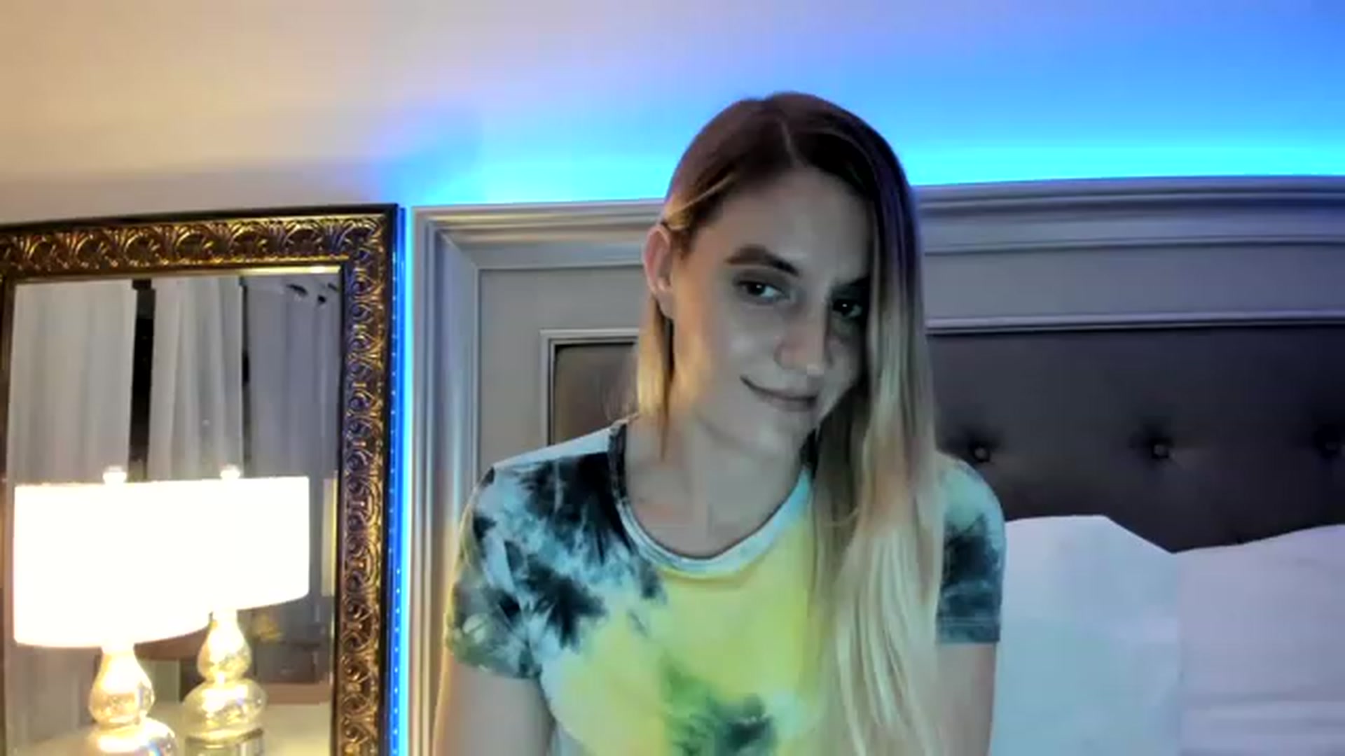 Gallery image thumbnail from Ca_ndi's myfreecams stream on, 12/09/2022, 20:52 image 2 of 20