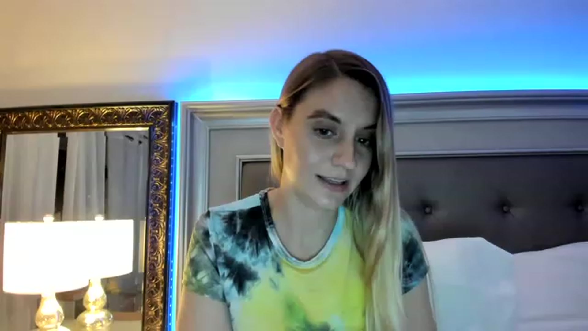 Gallery image thumbnail from Ca_ndi's myfreecams stream on, 12/09/2022, 20:52 image 7 of 20