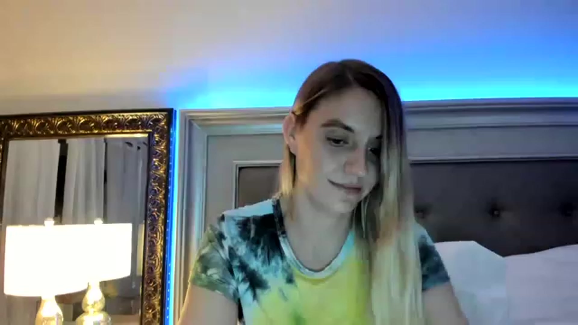 Gallery image thumbnail from Ca_ndi's myfreecams stream on, 12/09/2022, 20:52 image 5 of 20