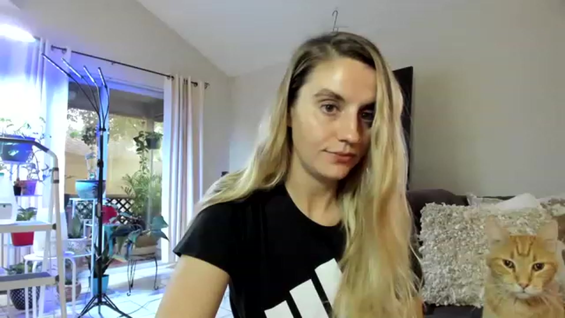 Gallery image thumbnail from Ca_ndi's myfreecams stream on, 12/11/2022, 13:18 image 6 of 20