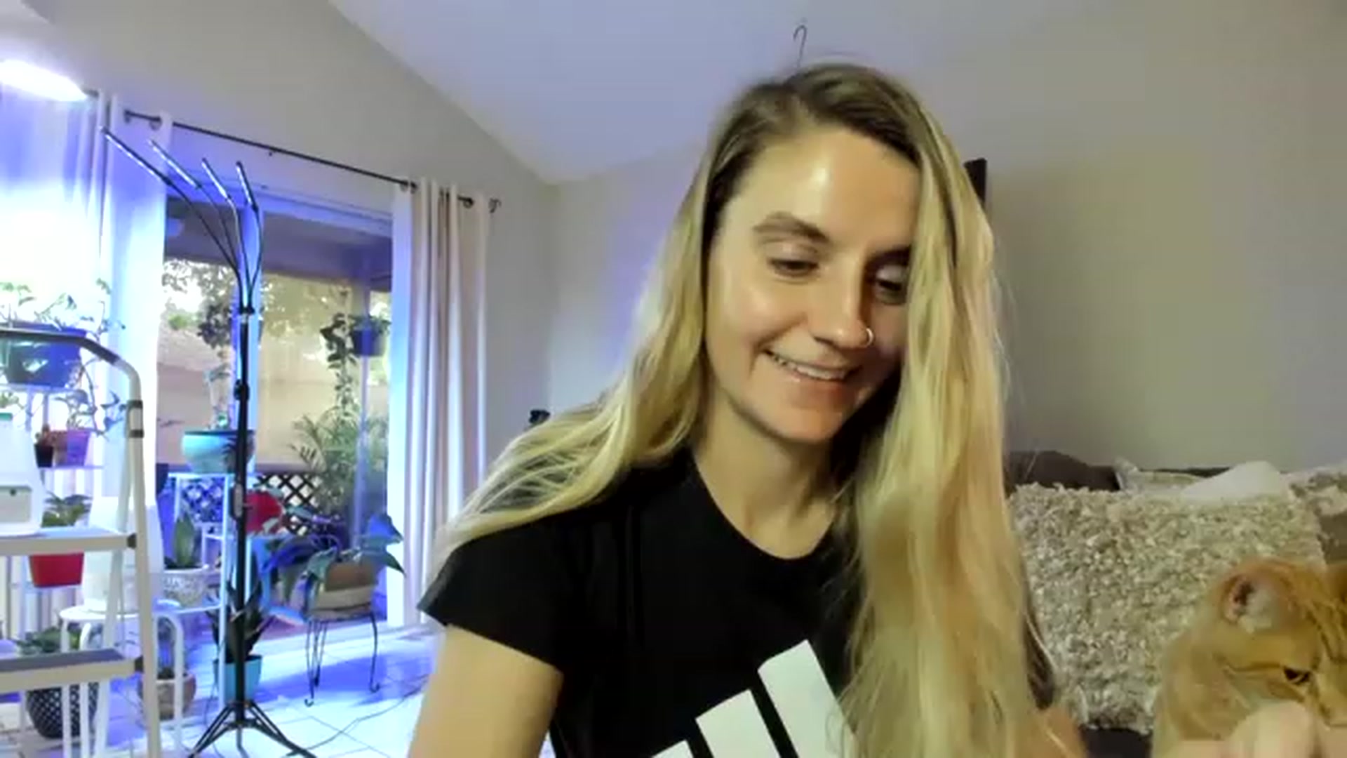 Gallery image thumbnail from Ca_ndi's myfreecams stream on, 12/11/2022, 13:18 image 11 of 20