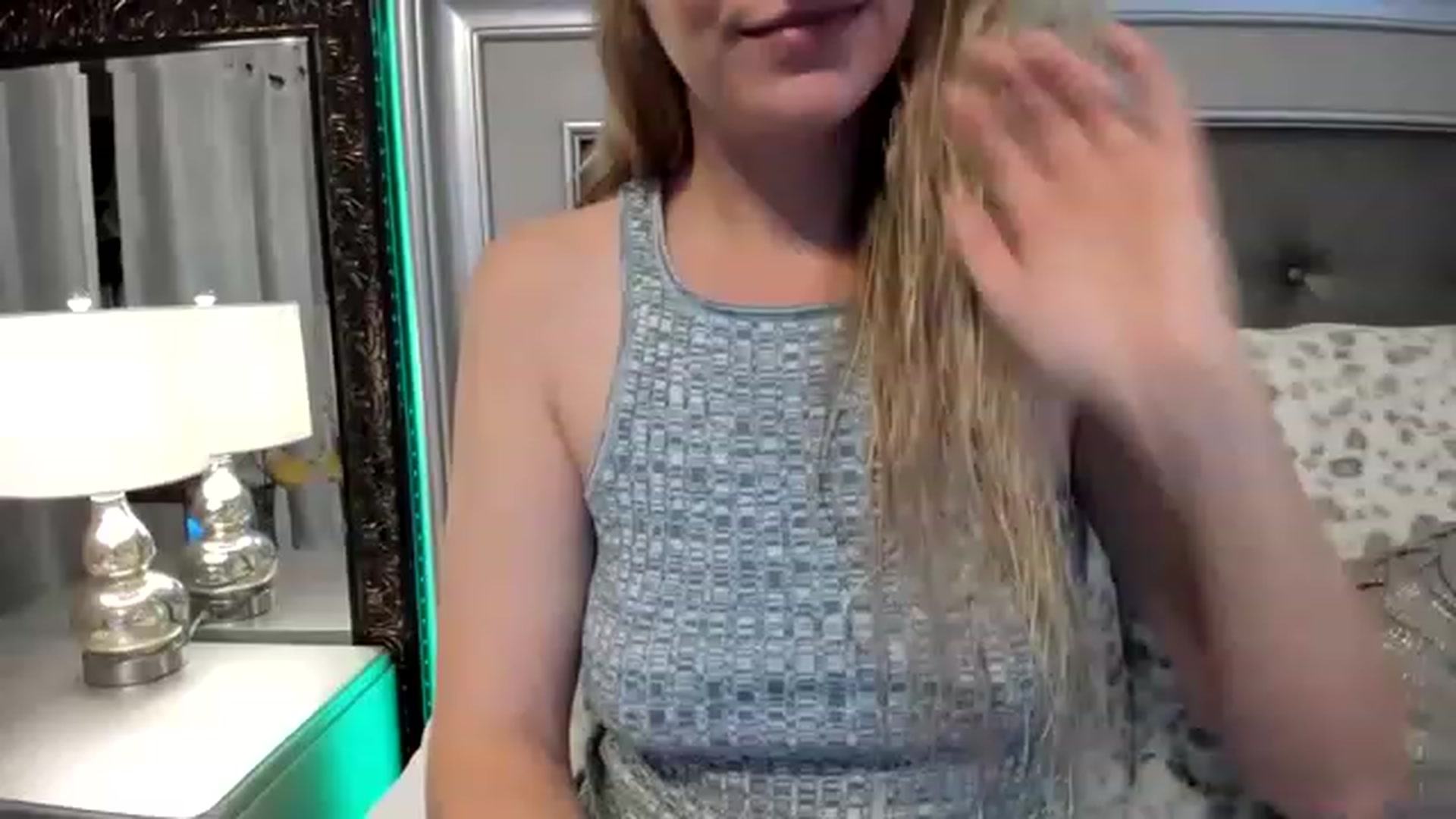 Gallery image thumbnail from Ca_ndi's myfreecams stream on, 12/16/2022, 18:35 image 3 of 20