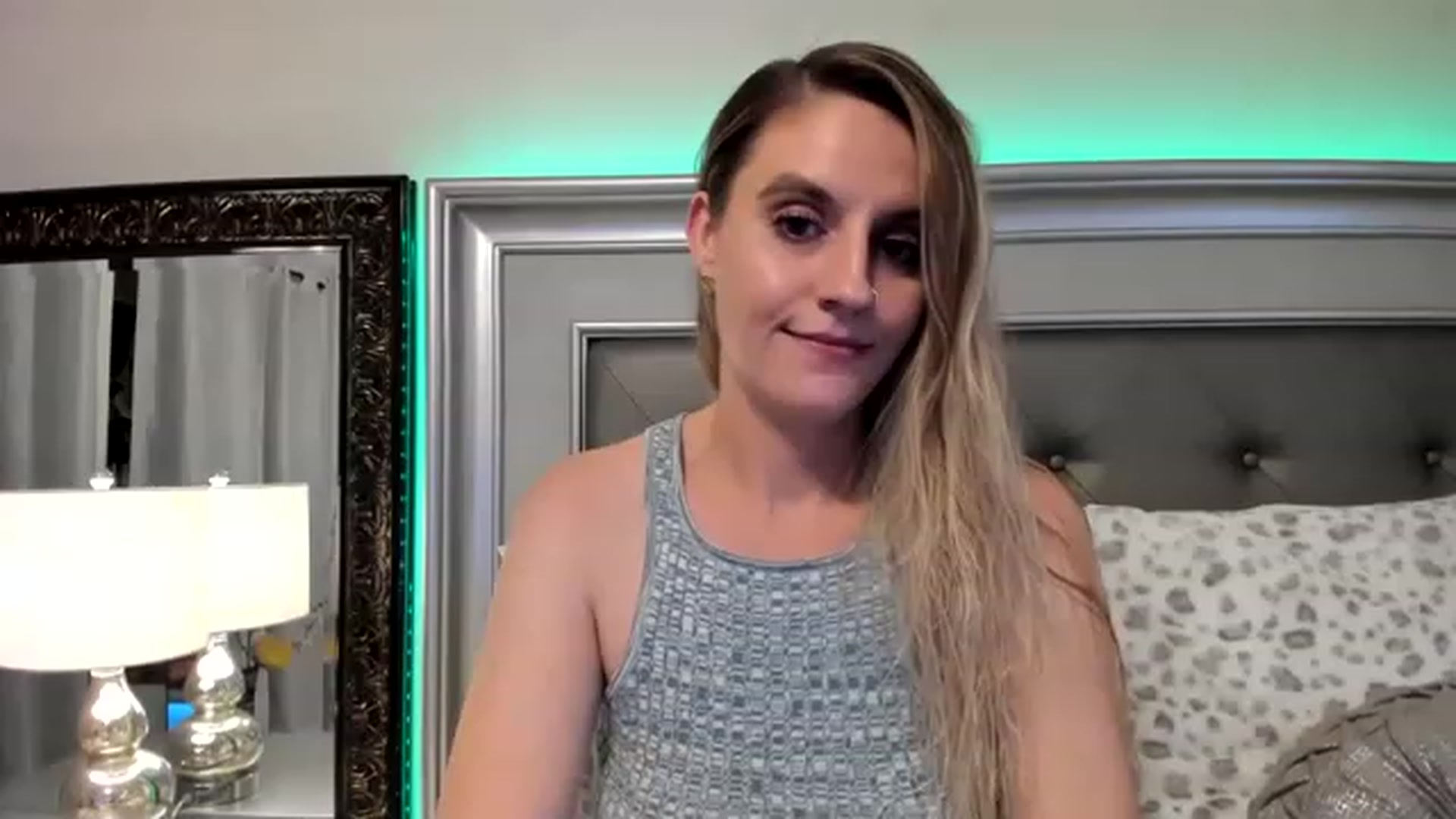 Gallery image thumbnail from Ca_ndi's myfreecams stream on, 12/16/2022, 18:35 image 15 of 20