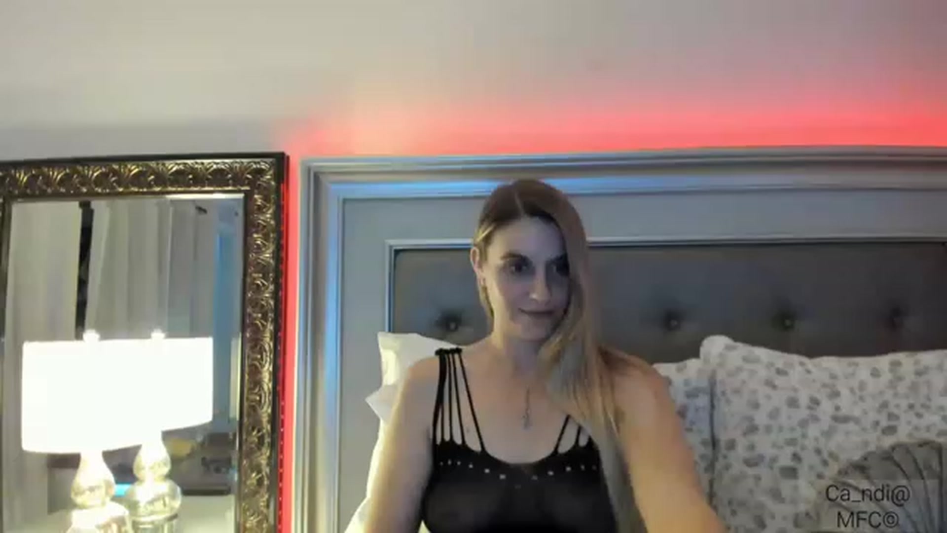 Gallery image thumbnail from Ca_ndi's myfreecams stream on, 12/22/2022, 21:10 image 14 of 20
