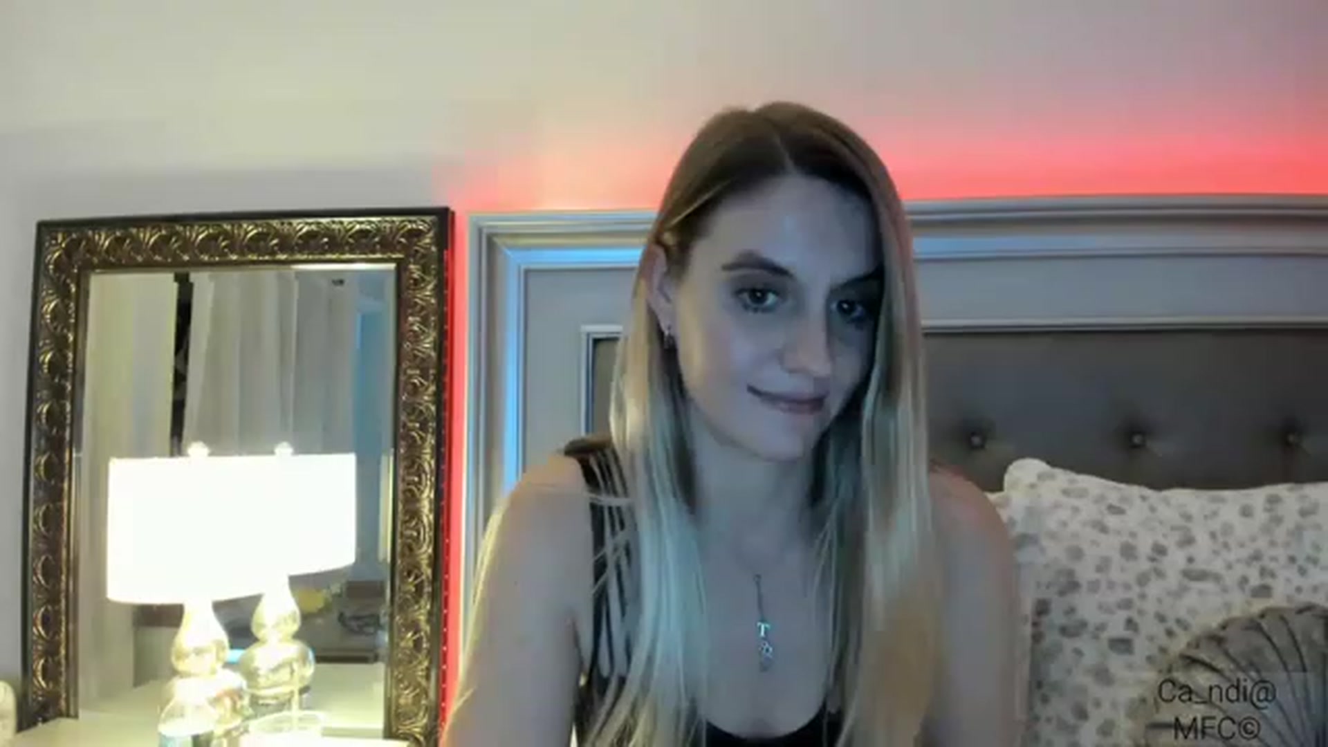 Gallery image thumbnail from Ca_ndi's myfreecams stream on, 12/22/2022, 21:10 image 5 of 20