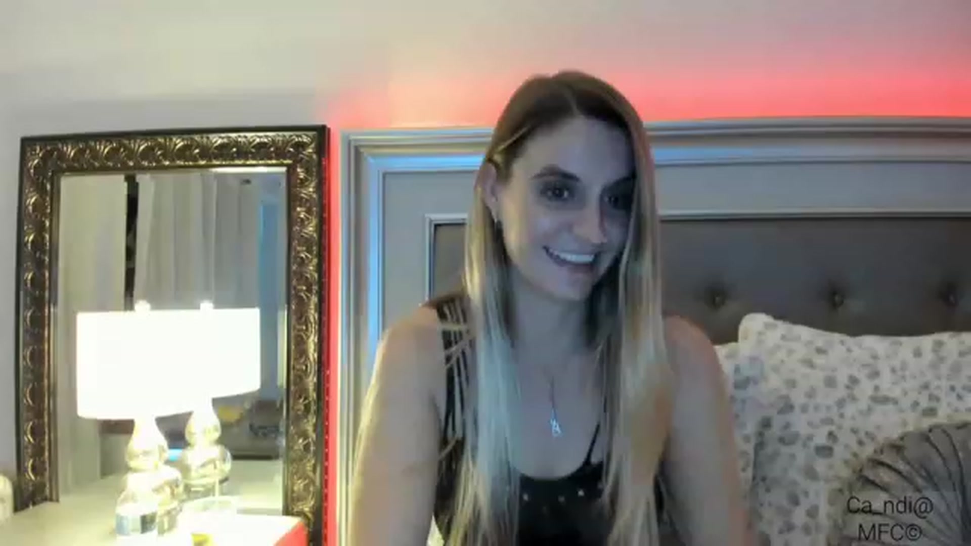 Gallery image thumbnail from Ca_ndi's myfreecams stream on, 12/22/2022, 21:10 image 2 of 20