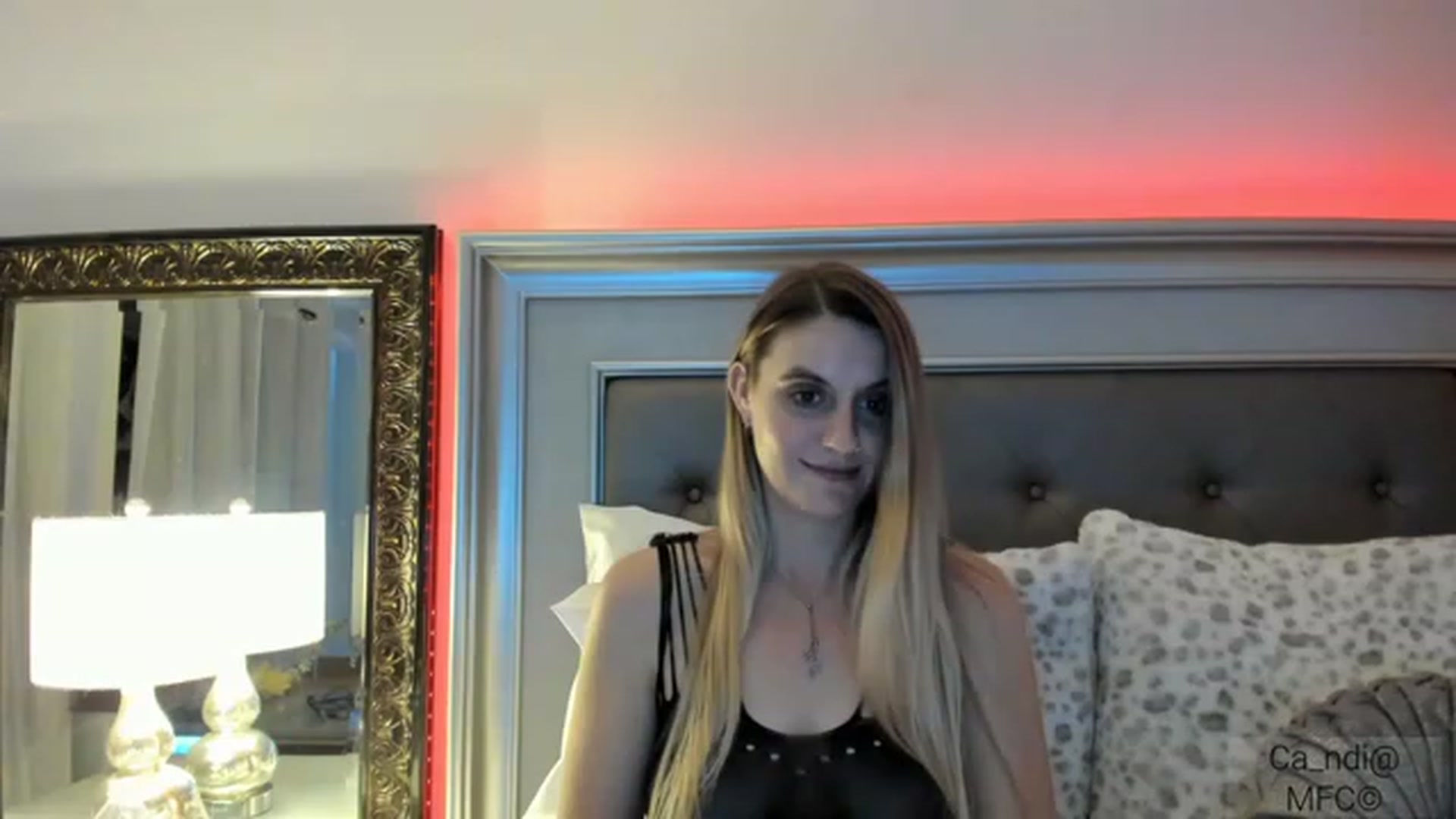 Gallery image thumbnail from Ca_ndi's myfreecams stream on, 12/22/2022, 21:29 image 15 of 20