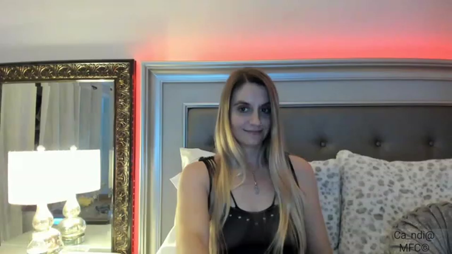 Gallery image thumbnail from Ca_ndi's myfreecams stream on, 12/22/2022, 21:29 image 3 of 20
