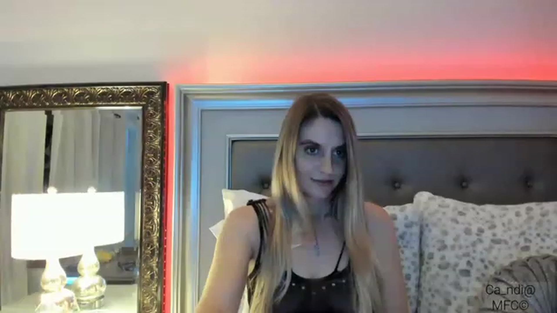 Gallery image thumbnail from Ca_ndi's myfreecams stream on, 12/22/2022, 21:29 image 10 of 20