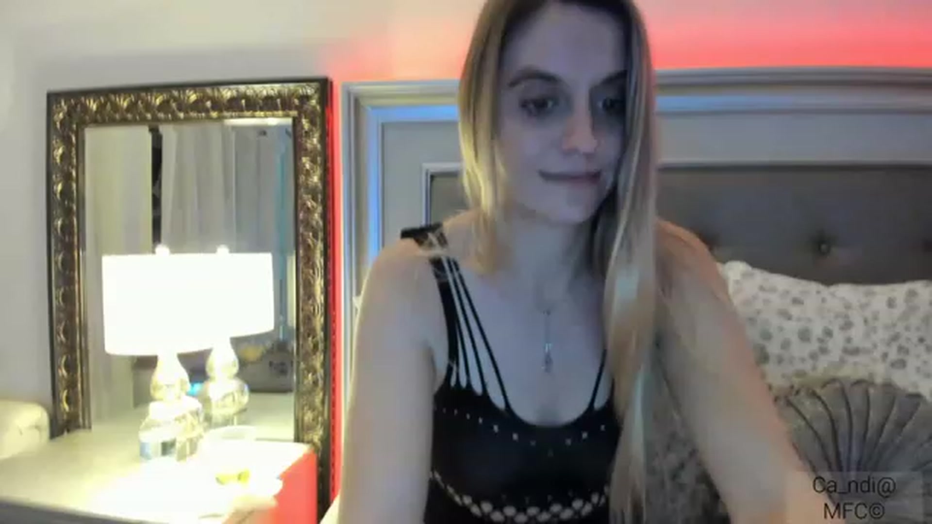 Gallery image thumbnail from Ca_ndi's myfreecams stream on, 12/22/2022, 22:30 image 9 of 20