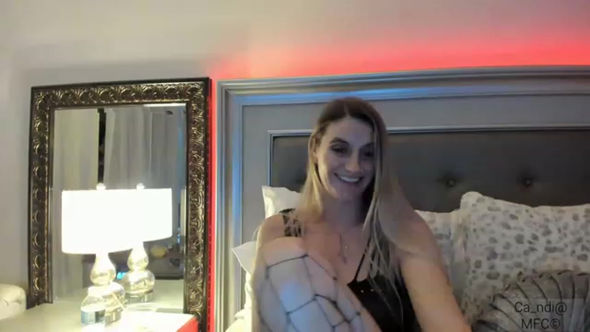 Gallery image thumbnail from Ca_ndi's myfreecams stream on, 12/22/2022, 22:30 image 11 of 20
