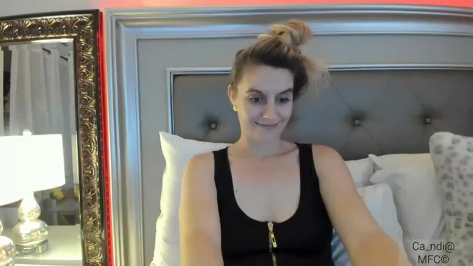 Gallery image thumbnail from Ca_ndi's myfreecams stream on, 12/26/2022, 19:26 image 14 of 20