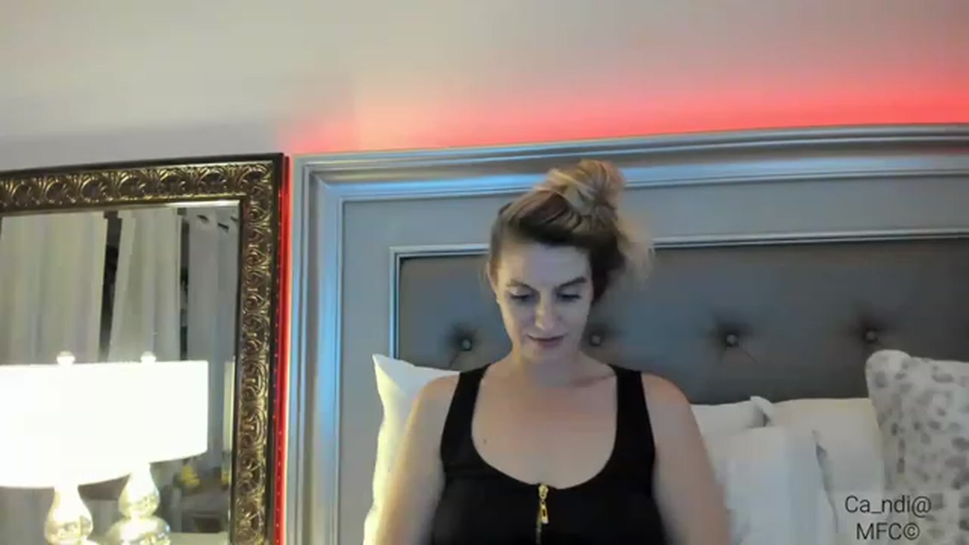 Gallery image thumbnail from Ca_ndi's myfreecams stream on, 12/26/2022, 20:53 image 18 of 20