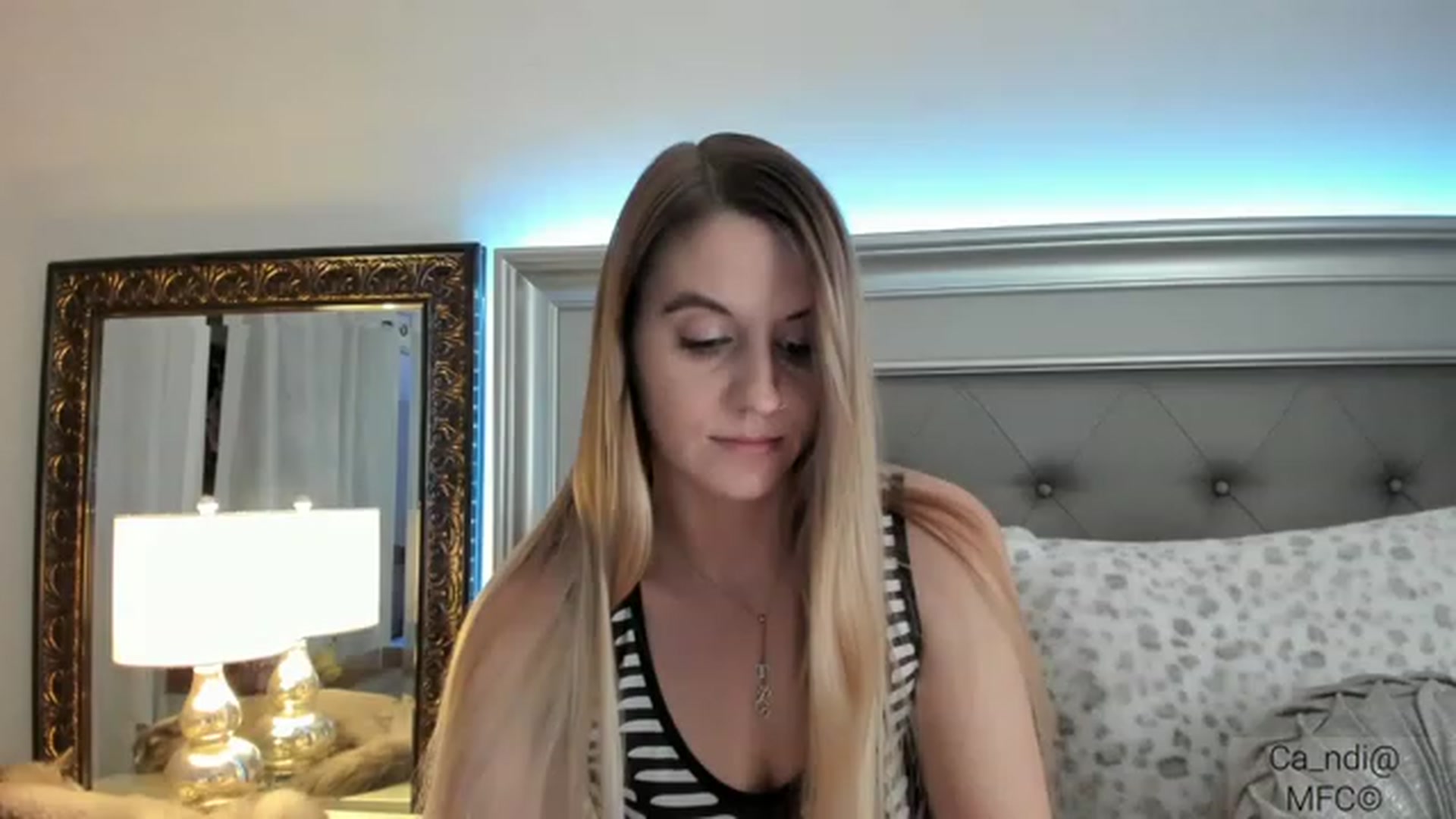 Gallery image thumbnail from Ca_ndi's myfreecams stream on, 12/27/2022, 15:37 image 8 of 20