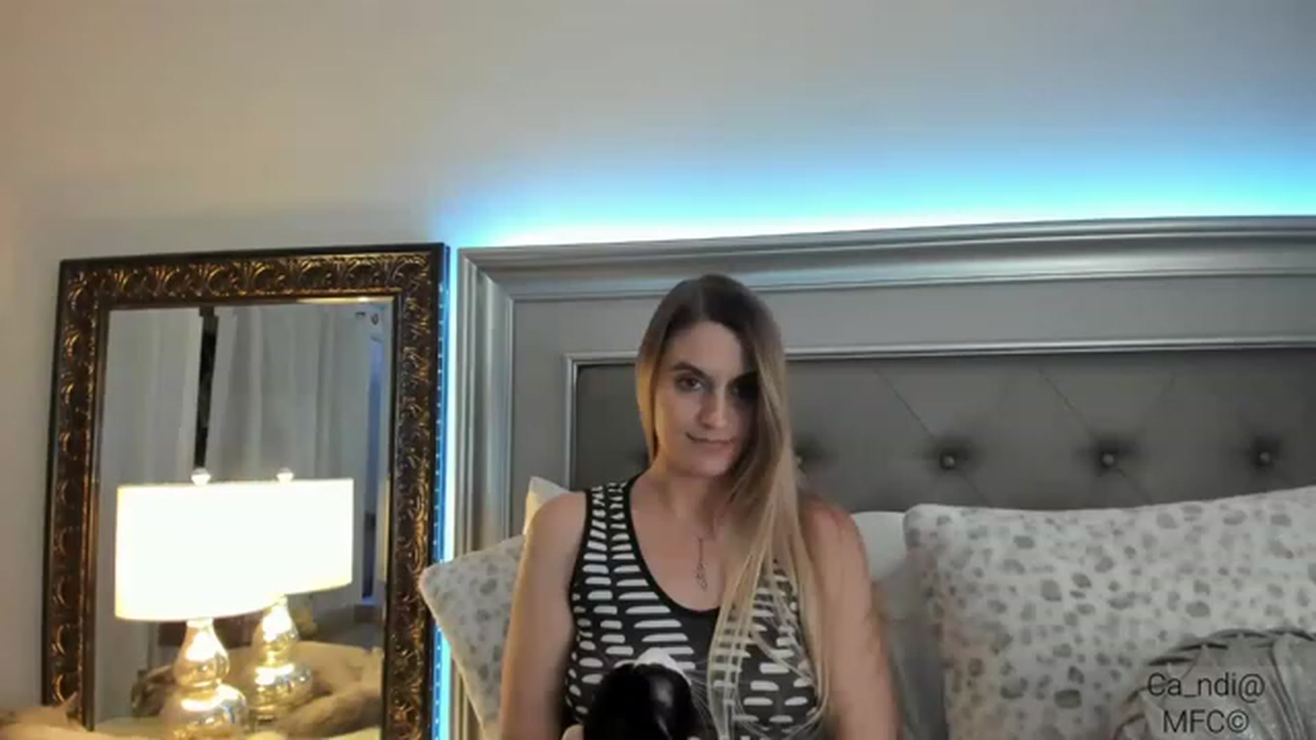 Gallery image thumbnail from Ca_ndi's myfreecams stream on, 12/27/2022, 15:37 image 9 of 20