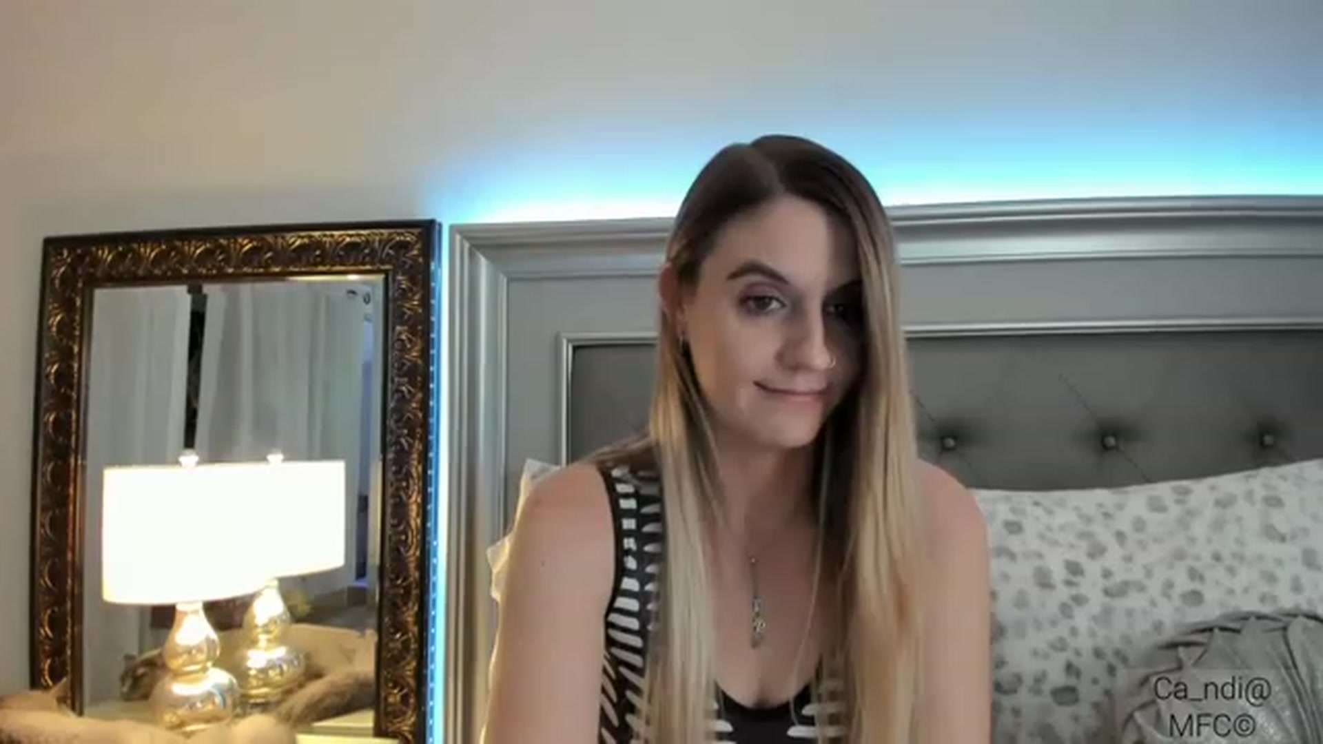 Gallery image thumbnail from Ca_ndi's myfreecams stream on, 12/27/2022, 15:37 image 6 of 20