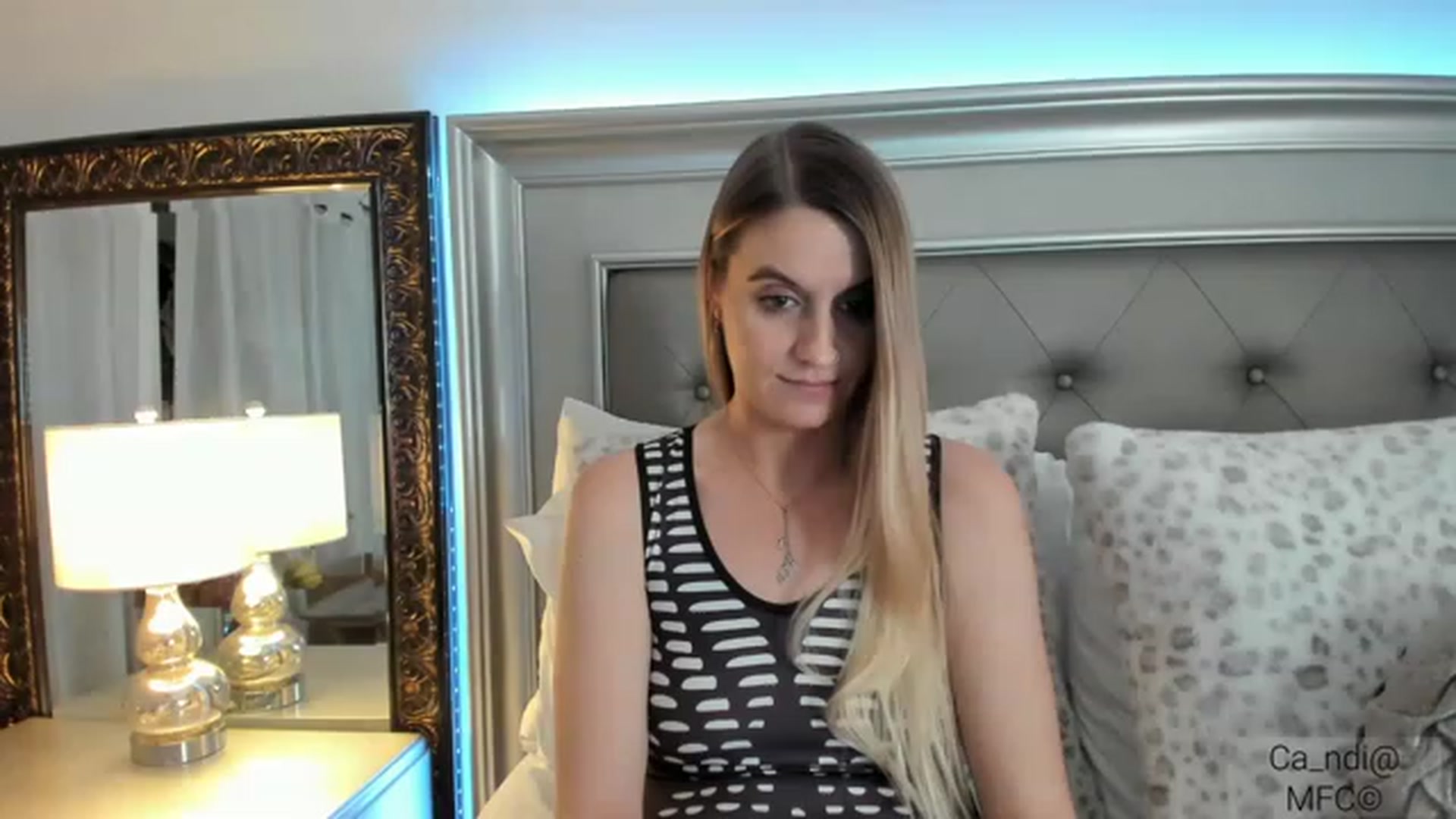 Gallery image thumbnail from Ca_ndi's myfreecams stream on, 12/27/2022, 16:09 image 17 of 20