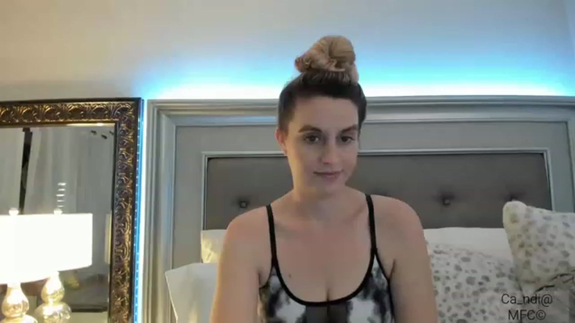 Gallery image thumbnail from Ca_ndi's myfreecams stream on, 12/28/2022, 13:25 image 8 of 20