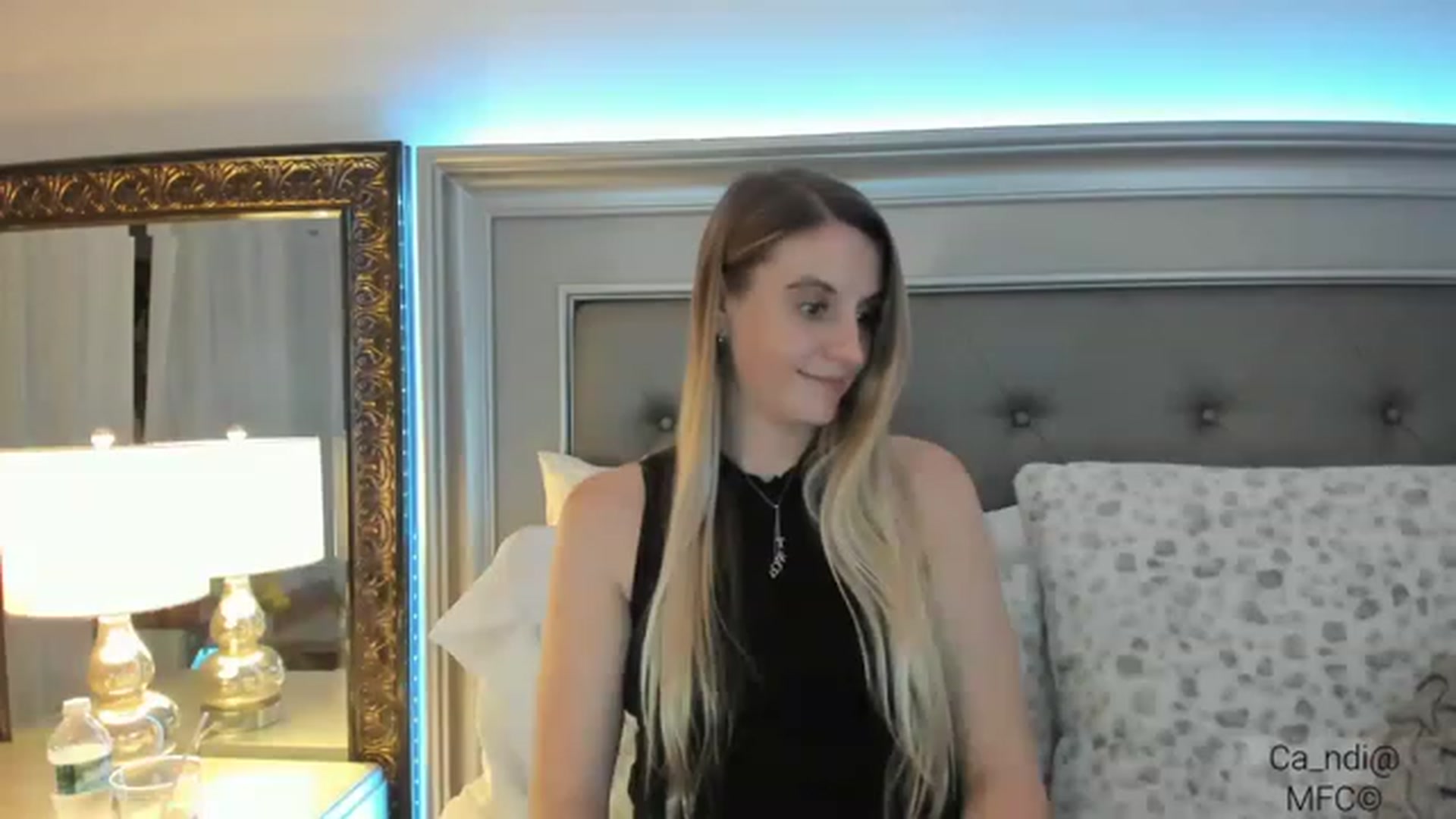 Gallery image thumbnail from Ca_ndi's myfreecams stream on, 12/29/2022, 18:47 image 1 of 20
