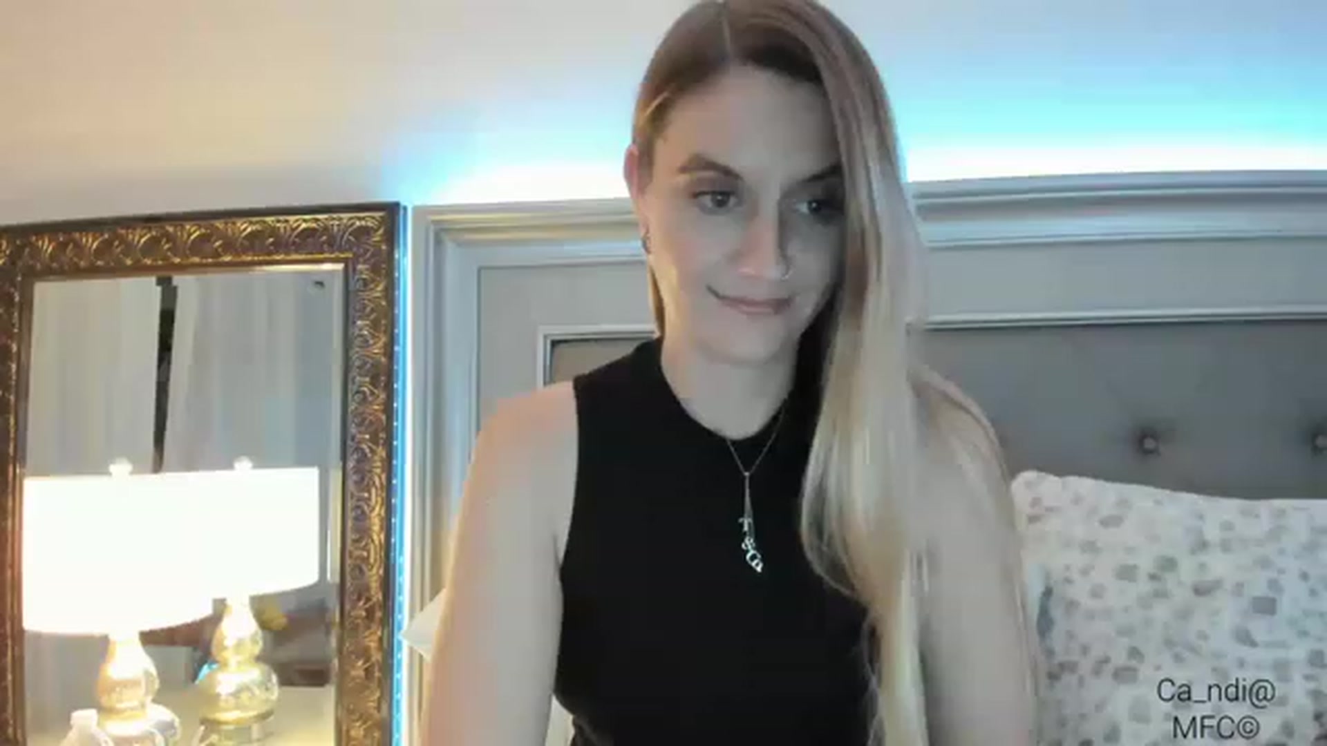 Gallery image thumbnail from Ca_ndi's myfreecams stream on, 12/29/2022, 18:47 image 7 of 20