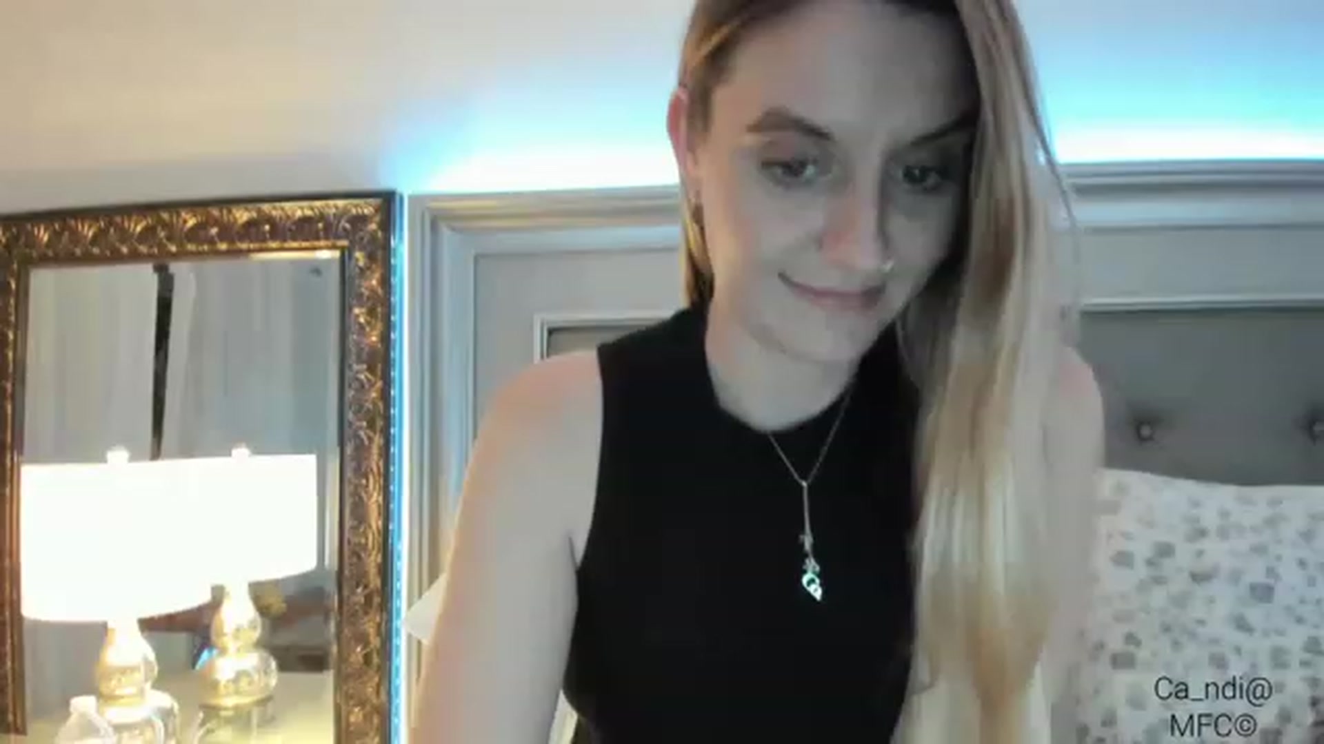Gallery image thumbnail from Ca_ndi's myfreecams stream on, 12/29/2022, 18:47 image 8 of 20
