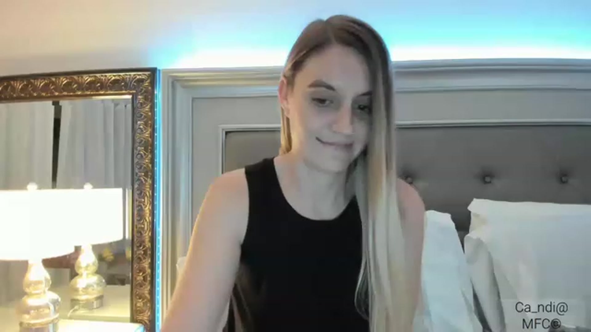 Gallery image thumbnail from Ca_ndi's myfreecams stream on, 12/30/2022, 20:17 image 7 of 20