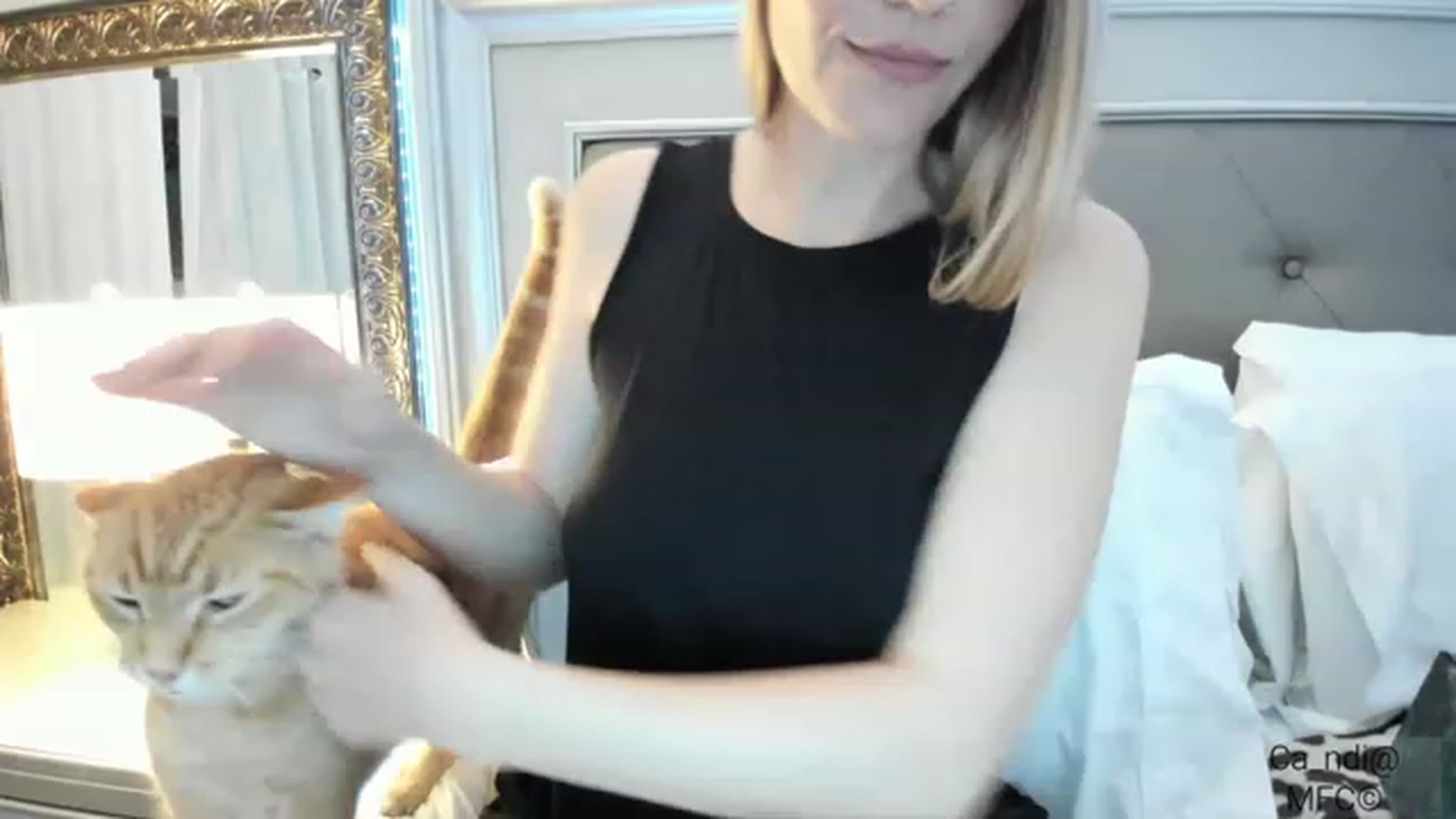 Gallery image thumbnail from Ca_ndi's myfreecams stream on, 12/30/2022, 20:17 image 19 of 20