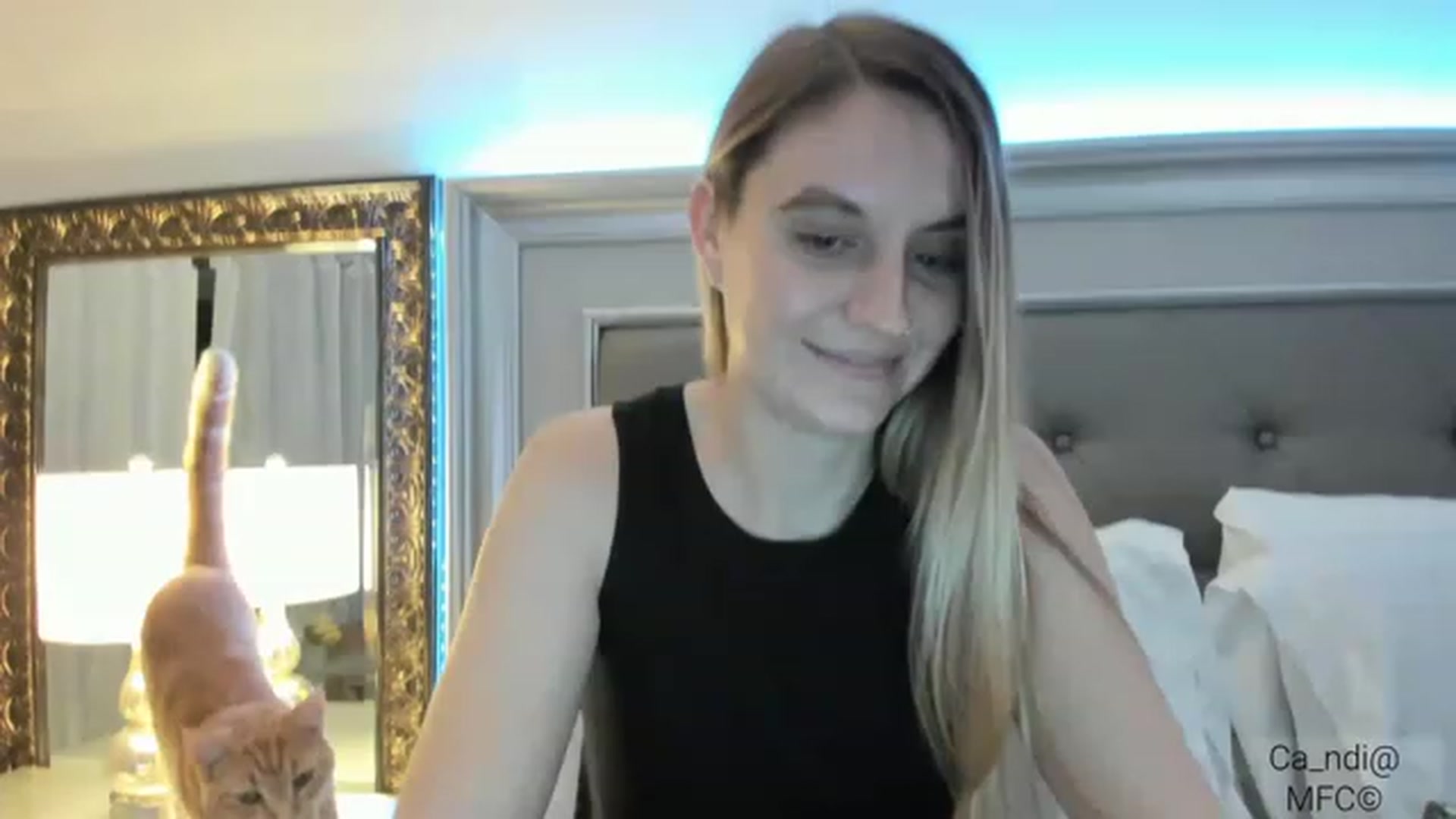 Gallery image thumbnail from Ca_ndi's myfreecams stream on, 12/30/2022, 20:17 image 18 of 20