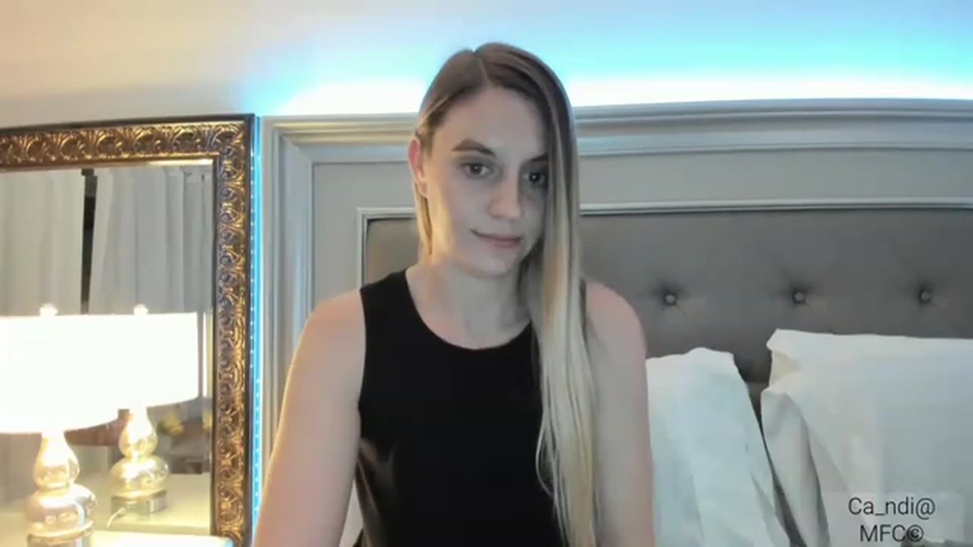 Gallery image thumbnail from Ca_ndi's myfreecams stream on, 12/30/2022, 20:17 image 8 of 20